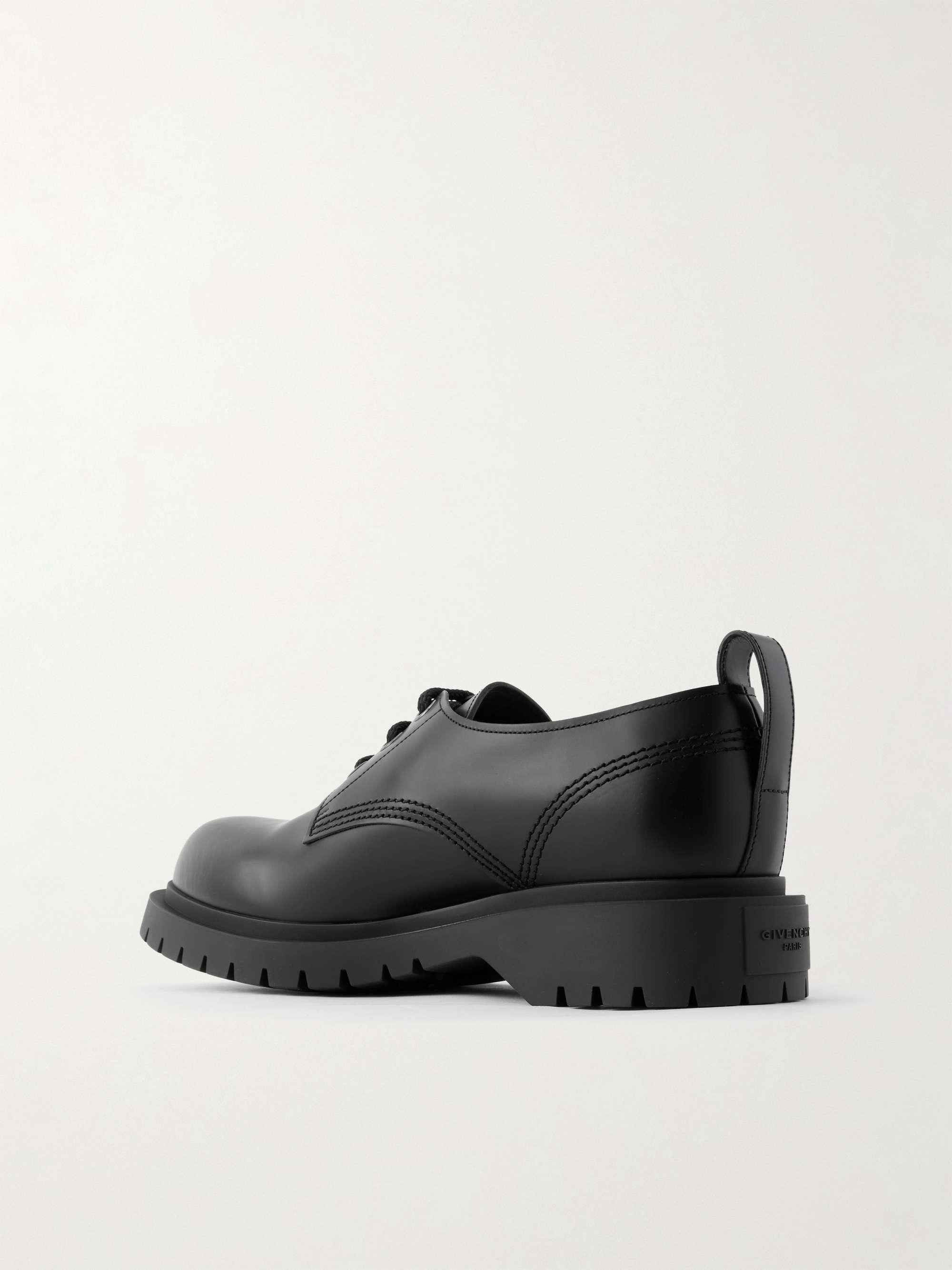 GIVENCHY 