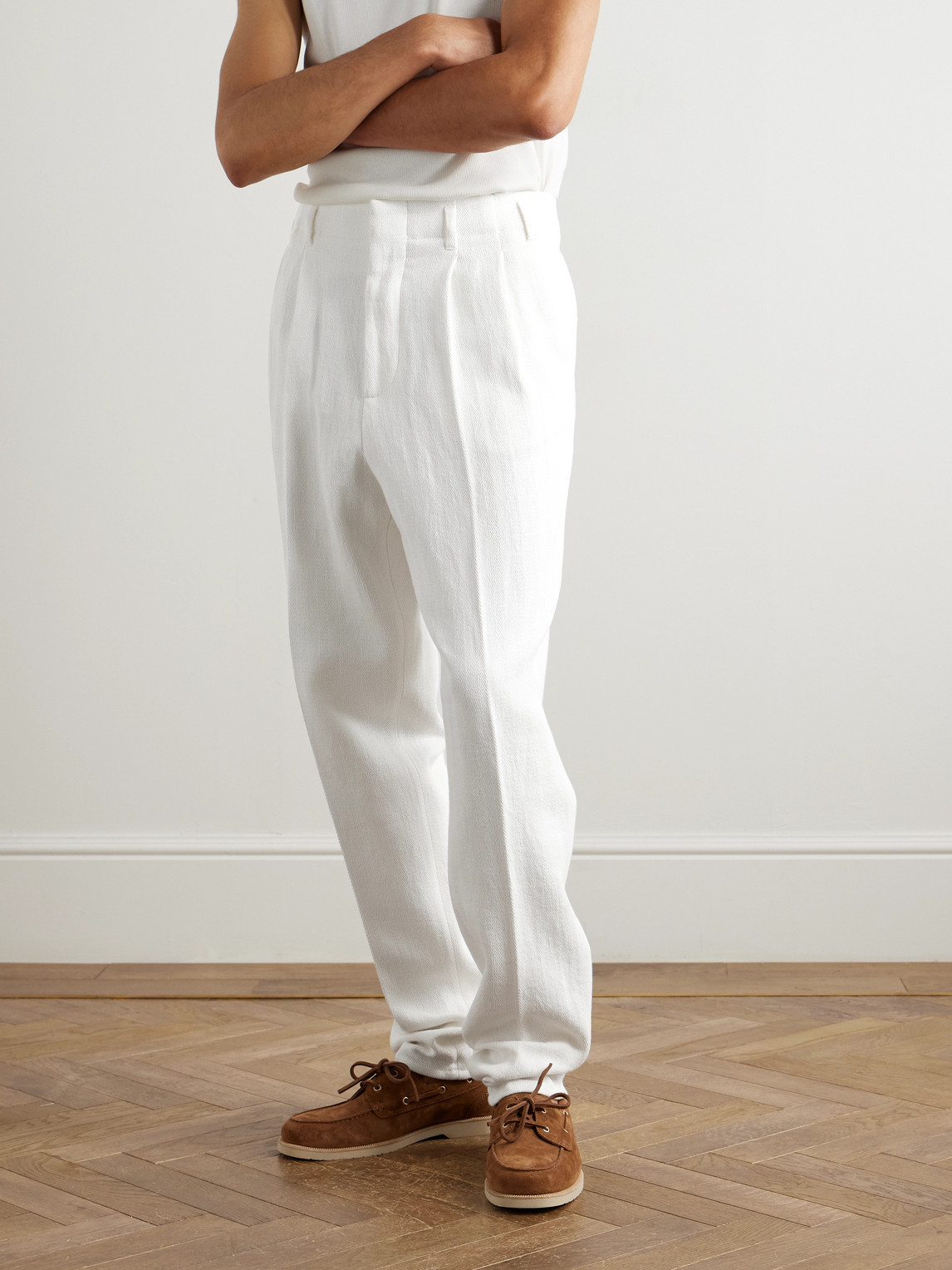 Brunello Cucinelli Straight-leg Pleated Cotton And Linen-blend Trousers