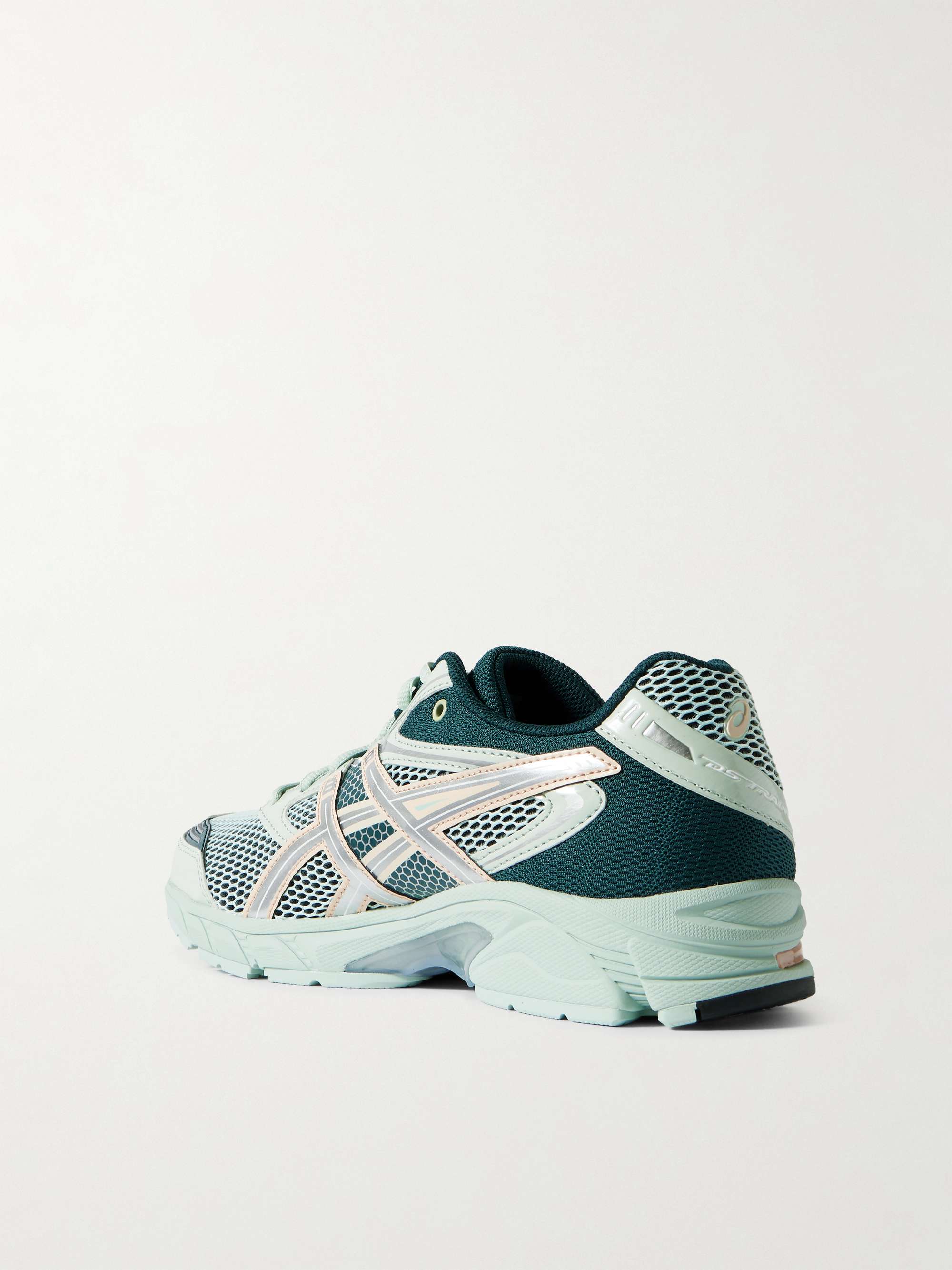 ASICS 