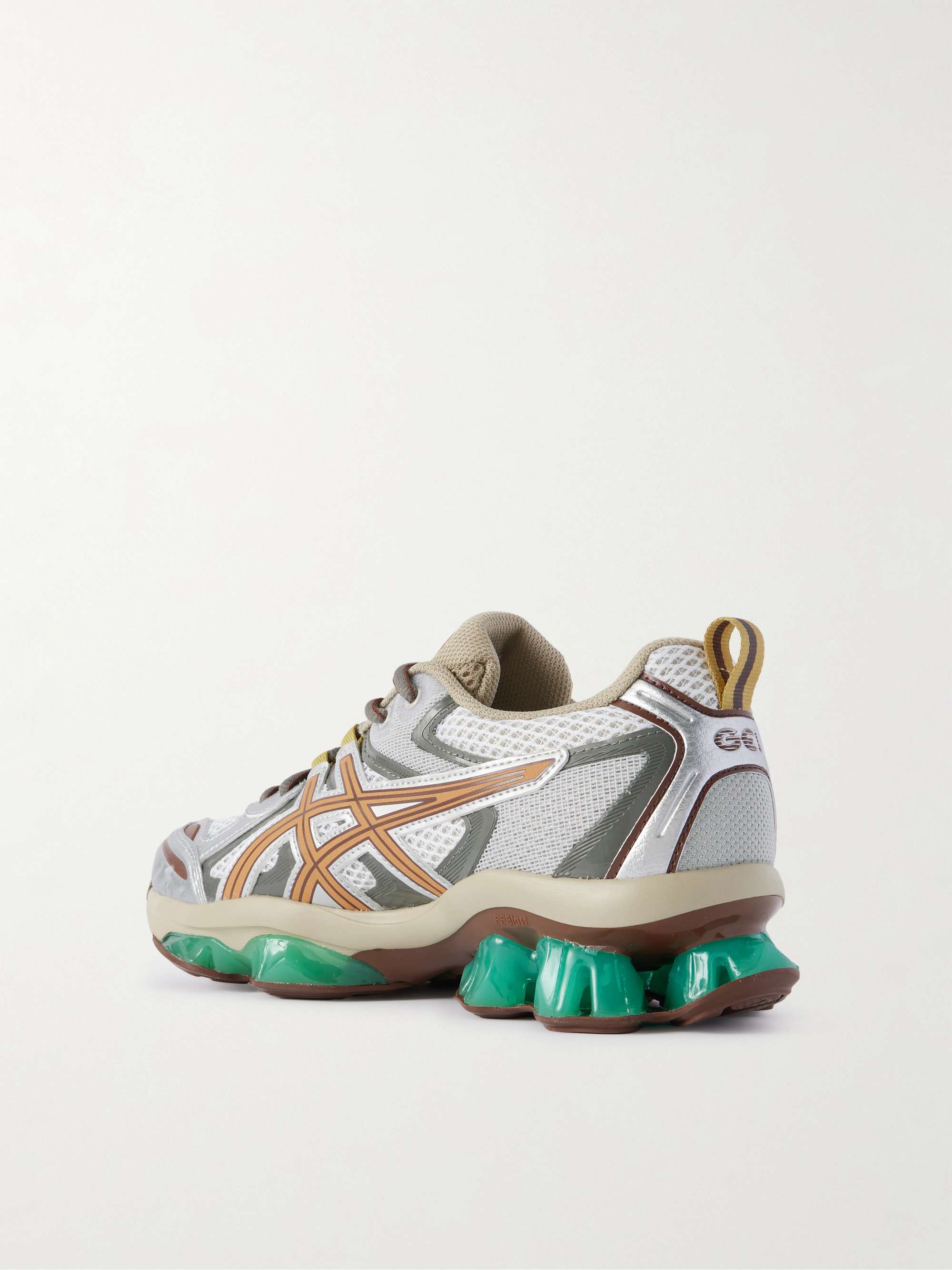 ASICS 
