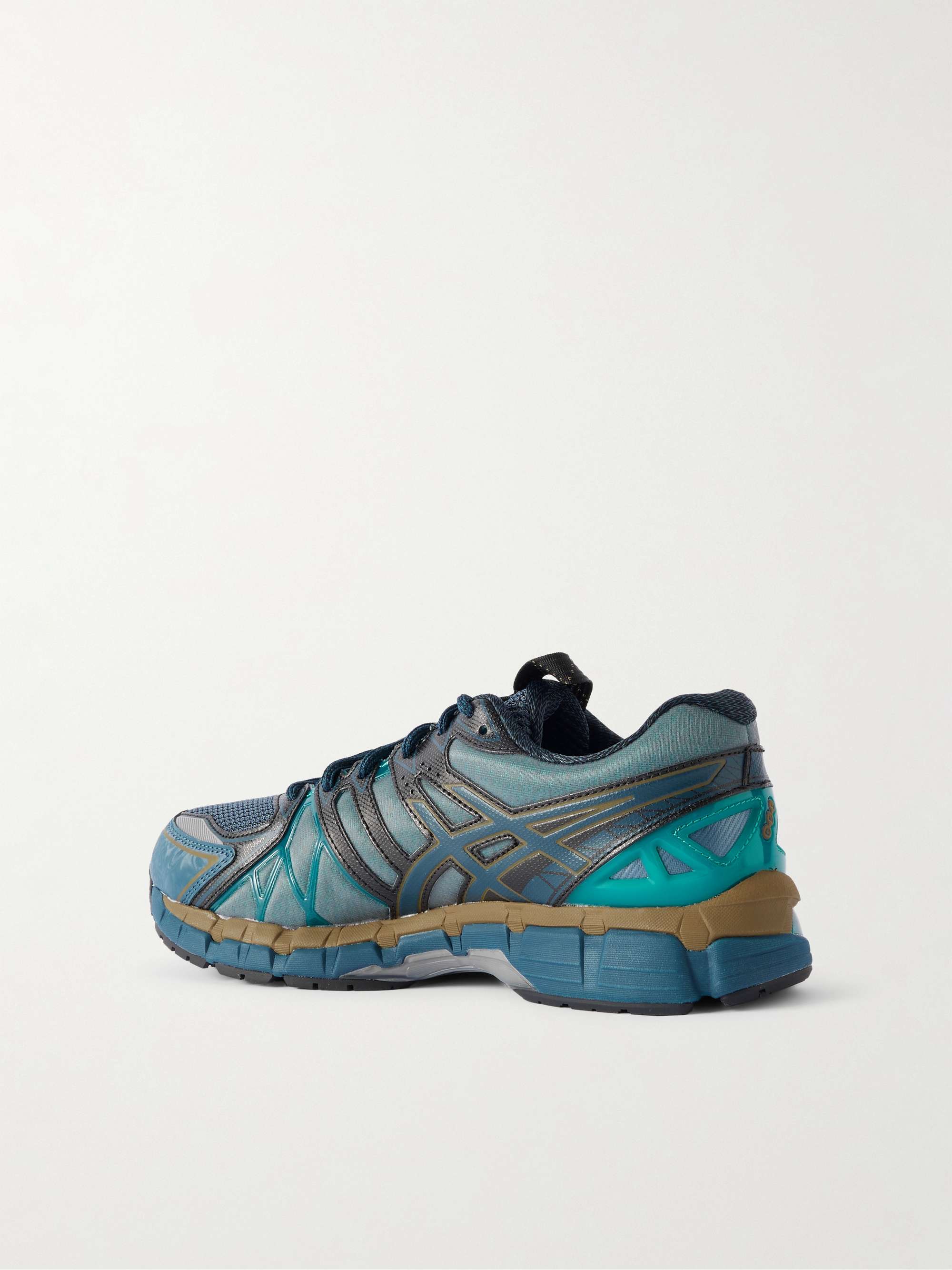 ASICS 