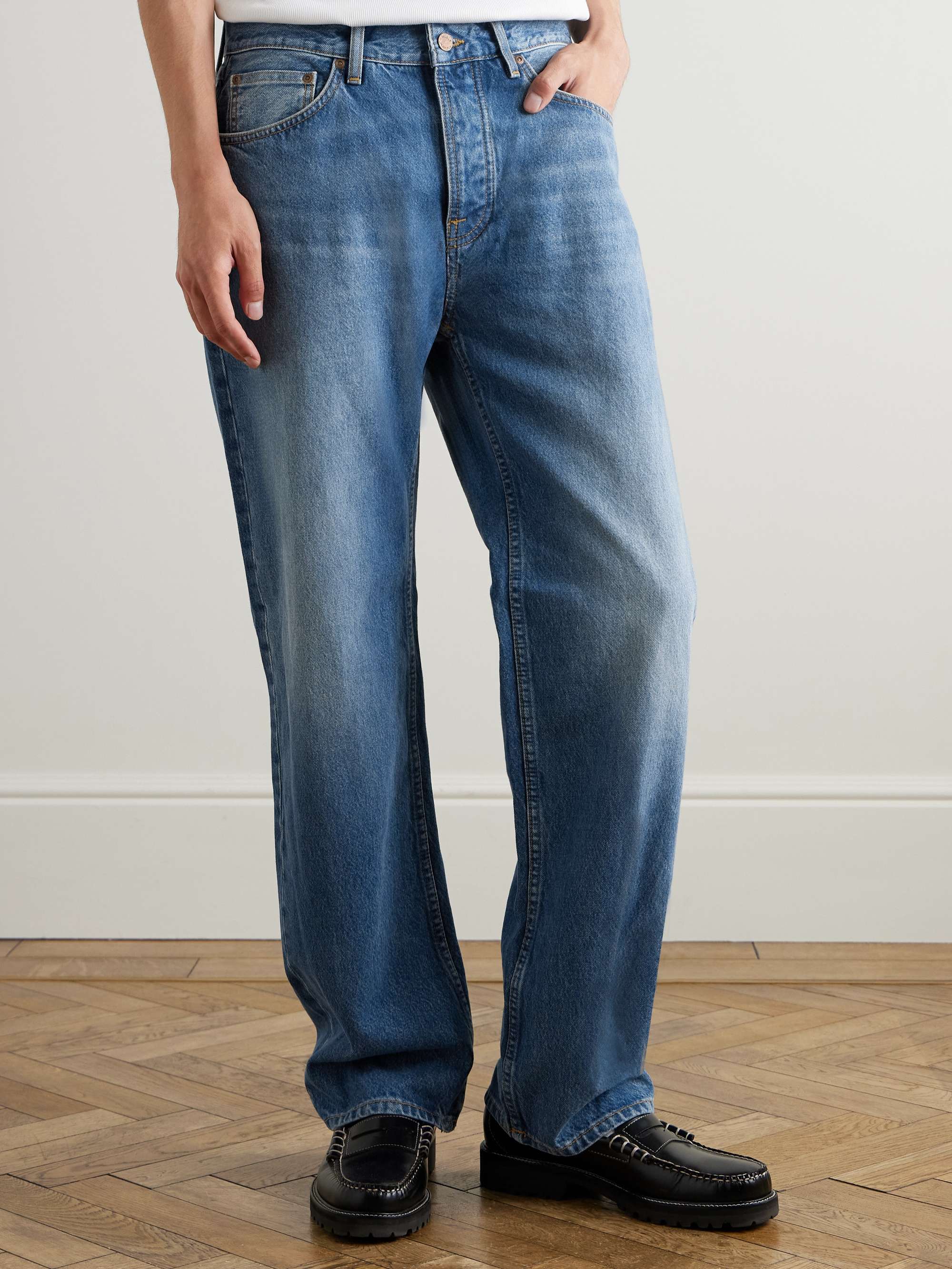NUDIE JEANS 