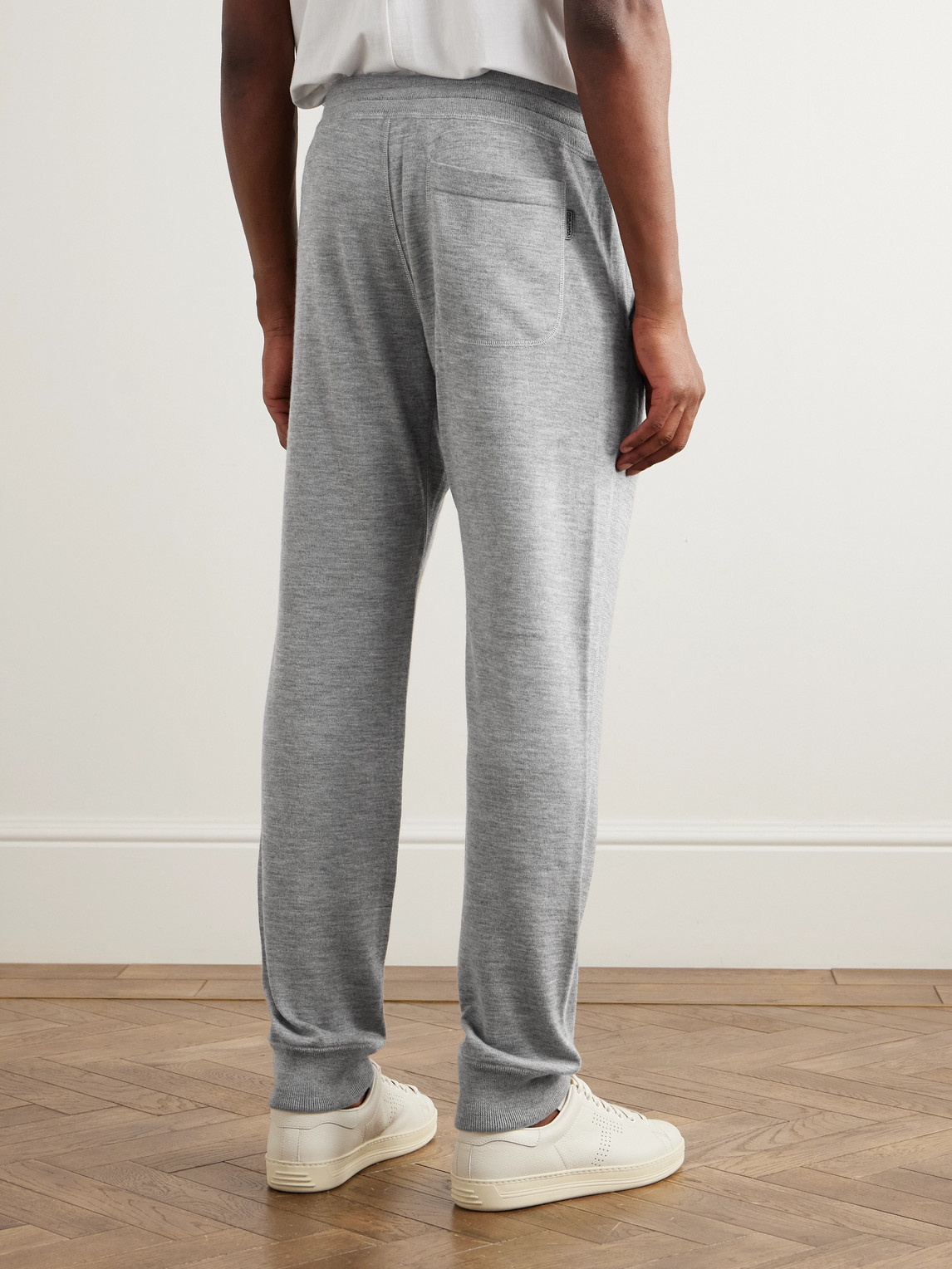 Tom Ford Tapered Cashmere And Silk-blend Sweatpants In Gray