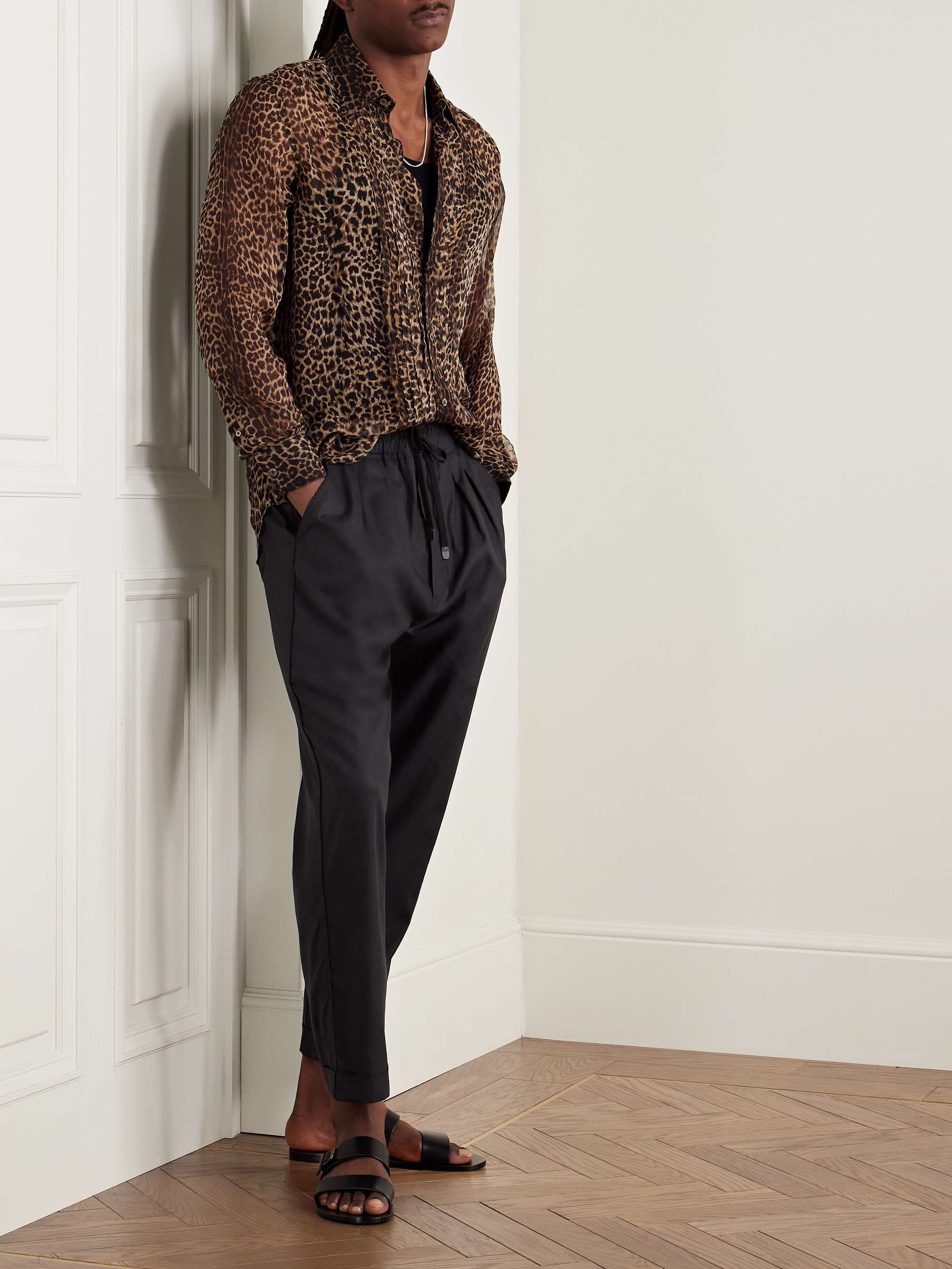 TOM FORD 