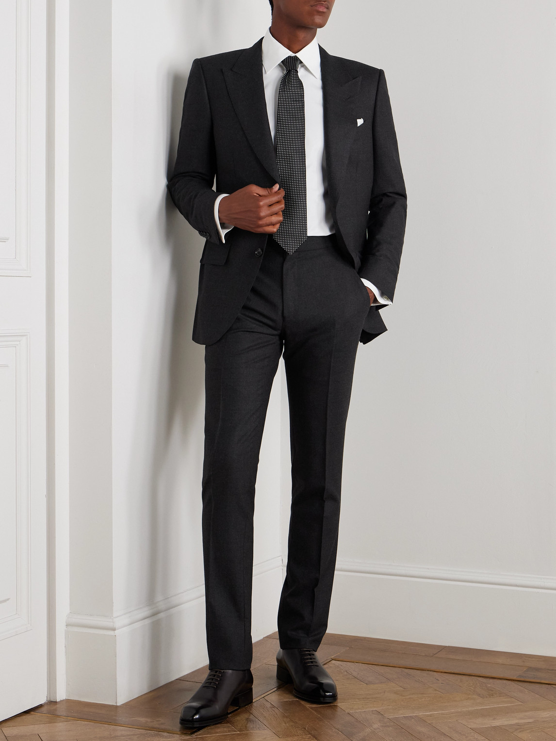 Tom Ford Stretch-wool Flannel Suit Jacket In Black