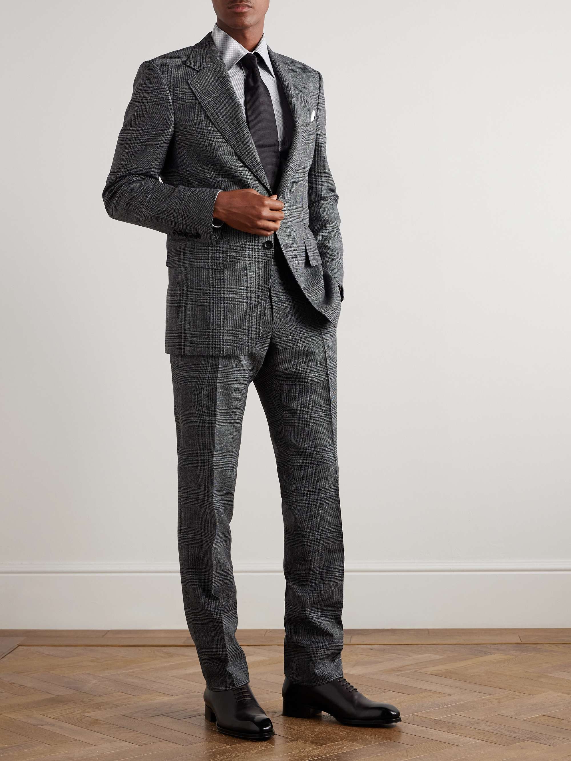 TOM FORD 