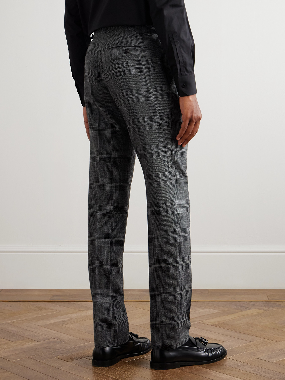  Tom Ford - Shelton Slim-fit Straight-leg Prince Of Wales Checked Wool And Silk-blend Suit Trousers - Men - Gray - It 50 