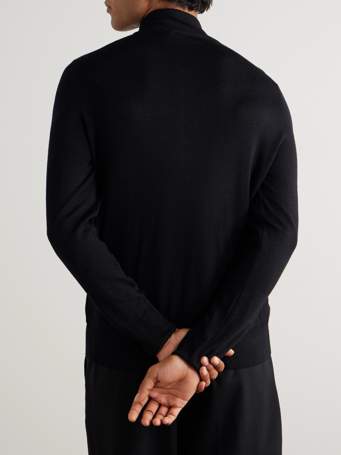 Canali Slim-fit Wool Zip-up Cardigan In Black