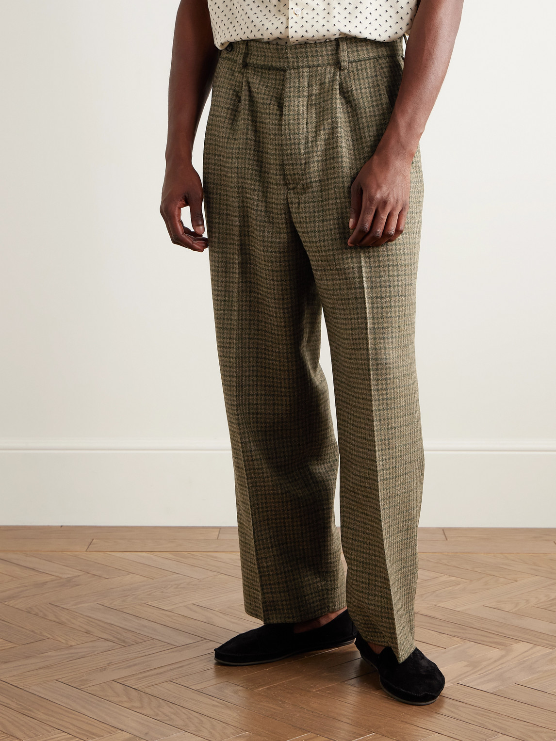 Bode Morris Pleated Straight-leg Houndstooth Wool Trousers In Green