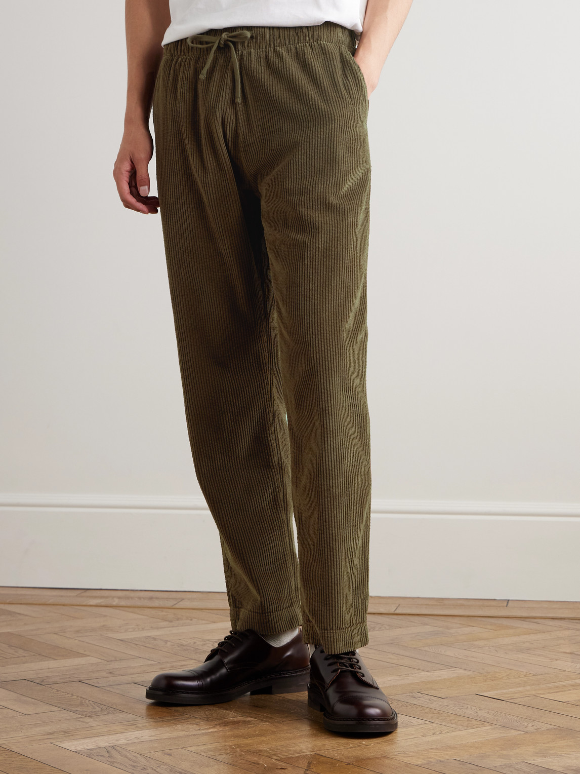 Hartford Joggy Straight-leg Cotton-corduroy Drawstring Trousers In Brown