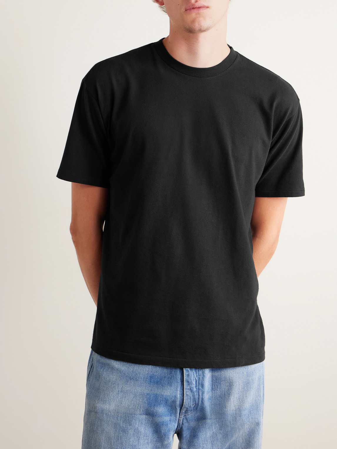 Auralee Crew Neck Cotton T-shirt With Chest Pocket In Black