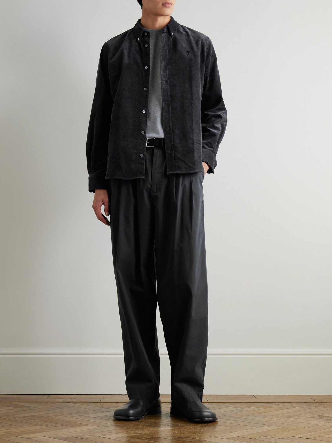 Ami Alexandre Mattiussi Adc Button-down Collar Logo-embroidered Cotton-corduroy Shirt In Black