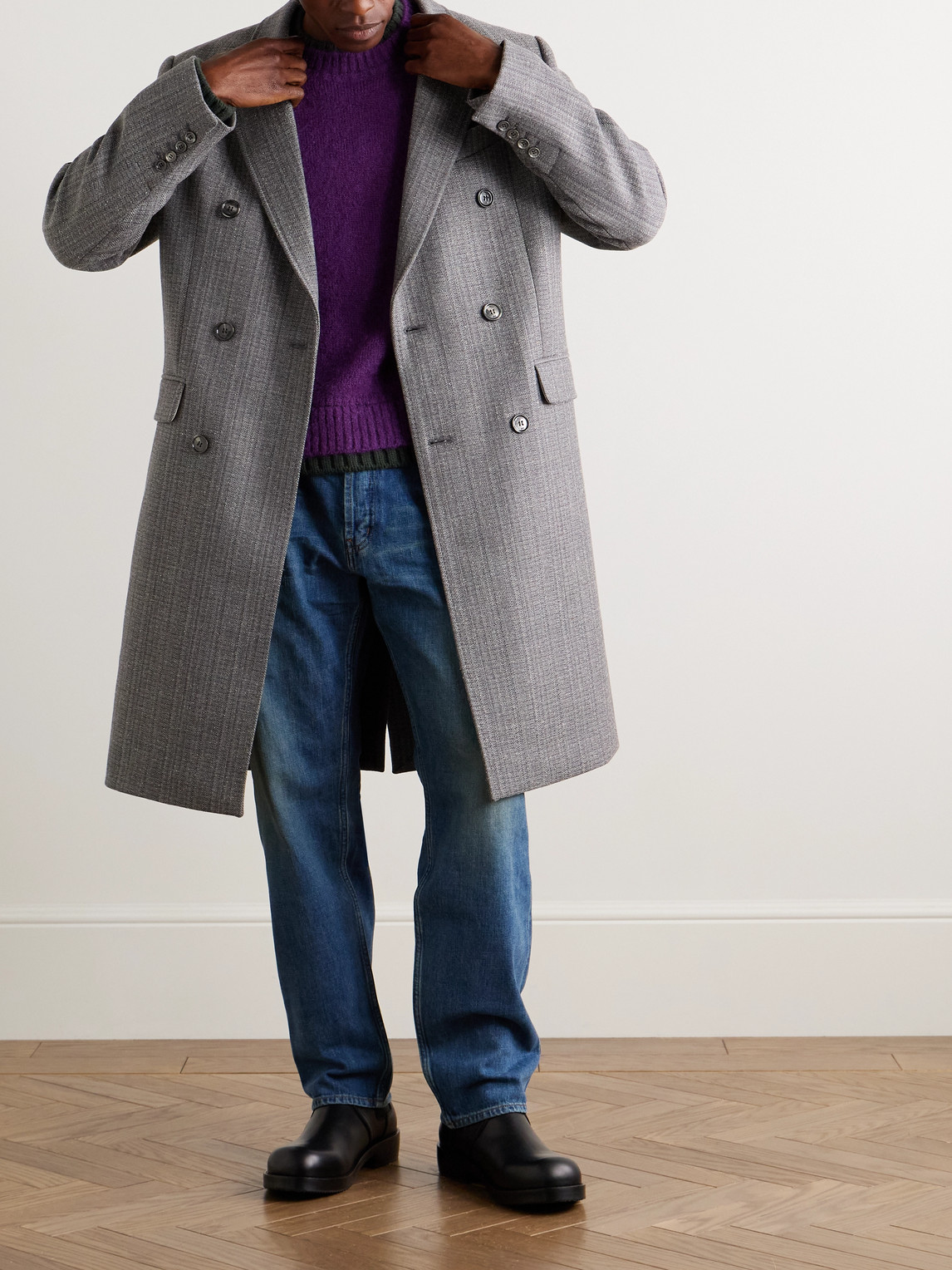 Ami Alexandre Mattiussi Double-breasted Herringbone Virgin Wool-blend Coat In Neutral