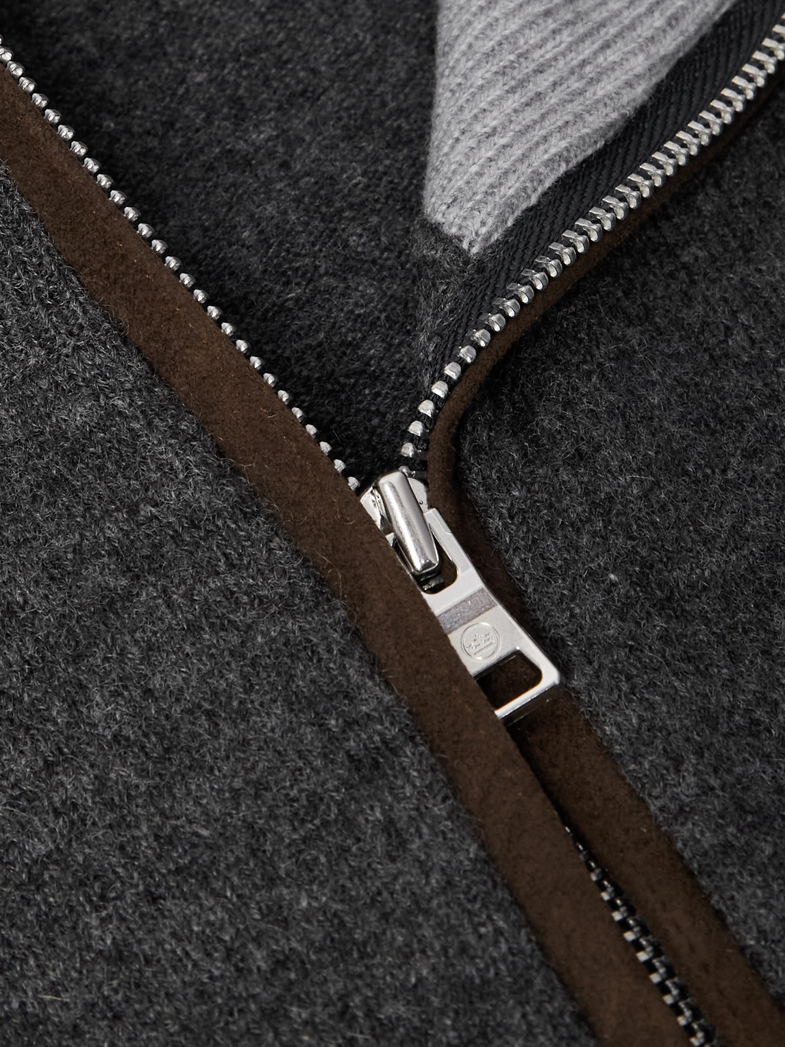 Peter Millar Suede-trimmed Cashmere Flex Half-zip Sweater In Gray