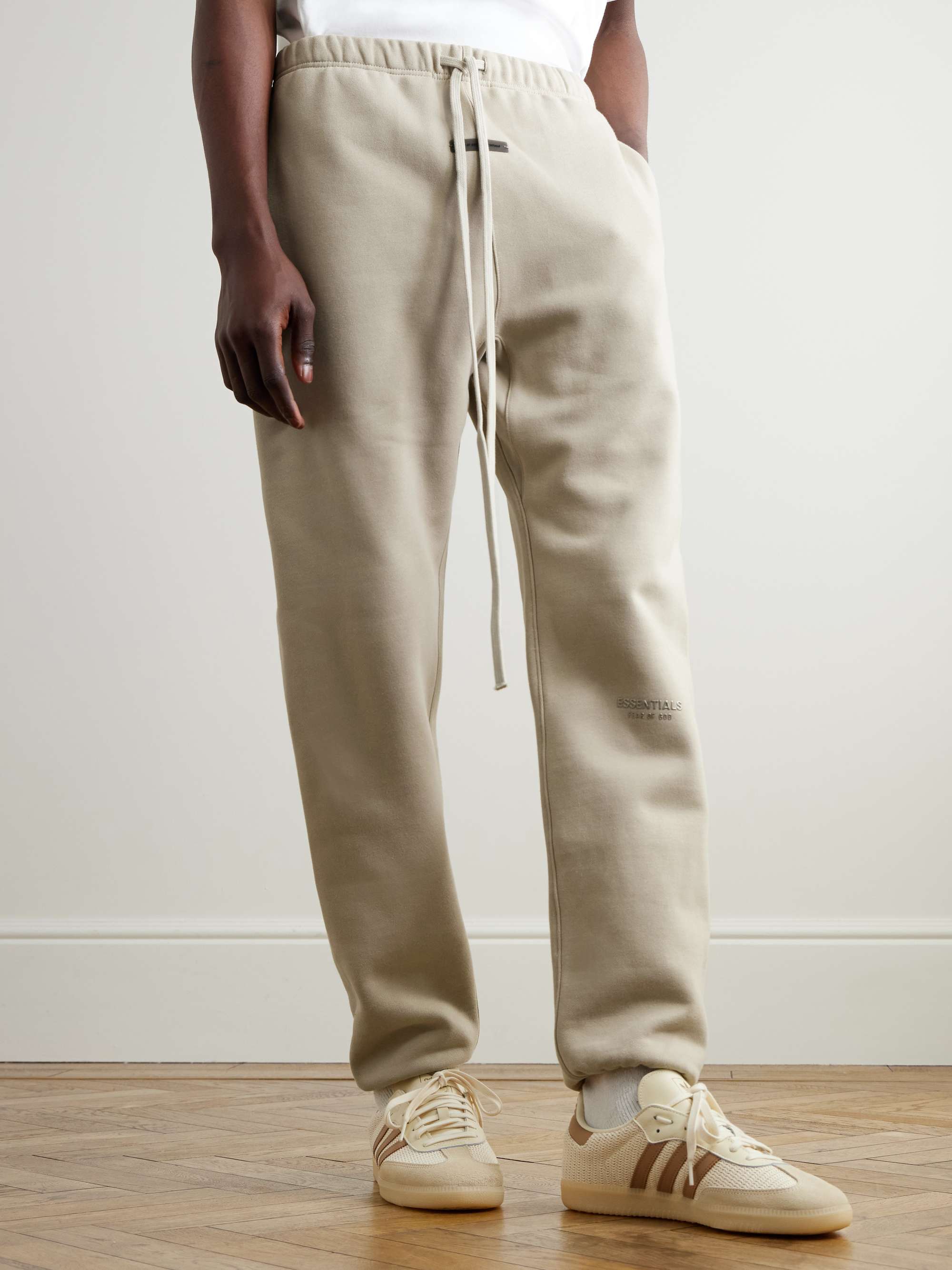 FEAR OF GOD ESSENTIALS 