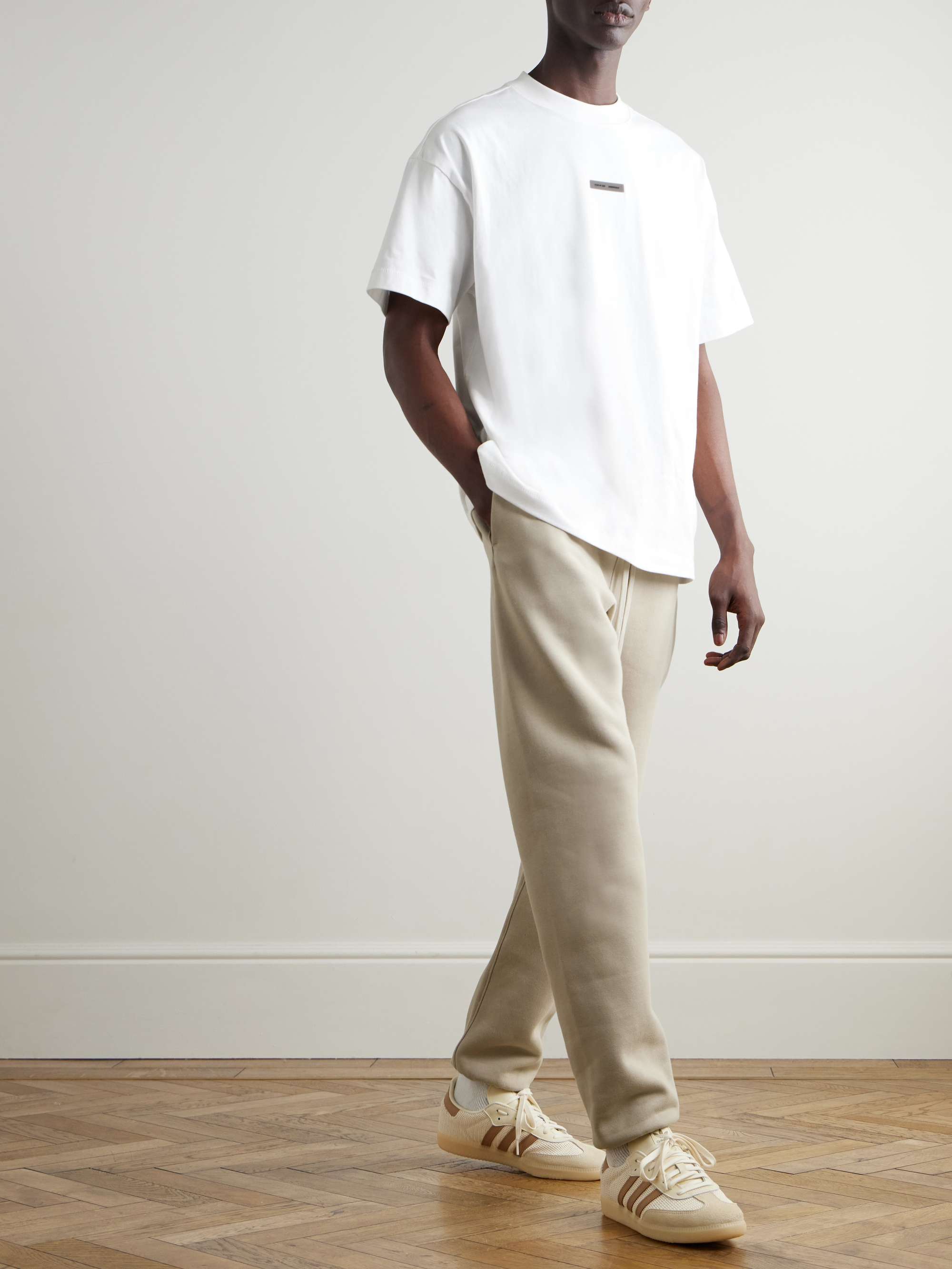 FEAR OF GOD ESSENTIALS 
