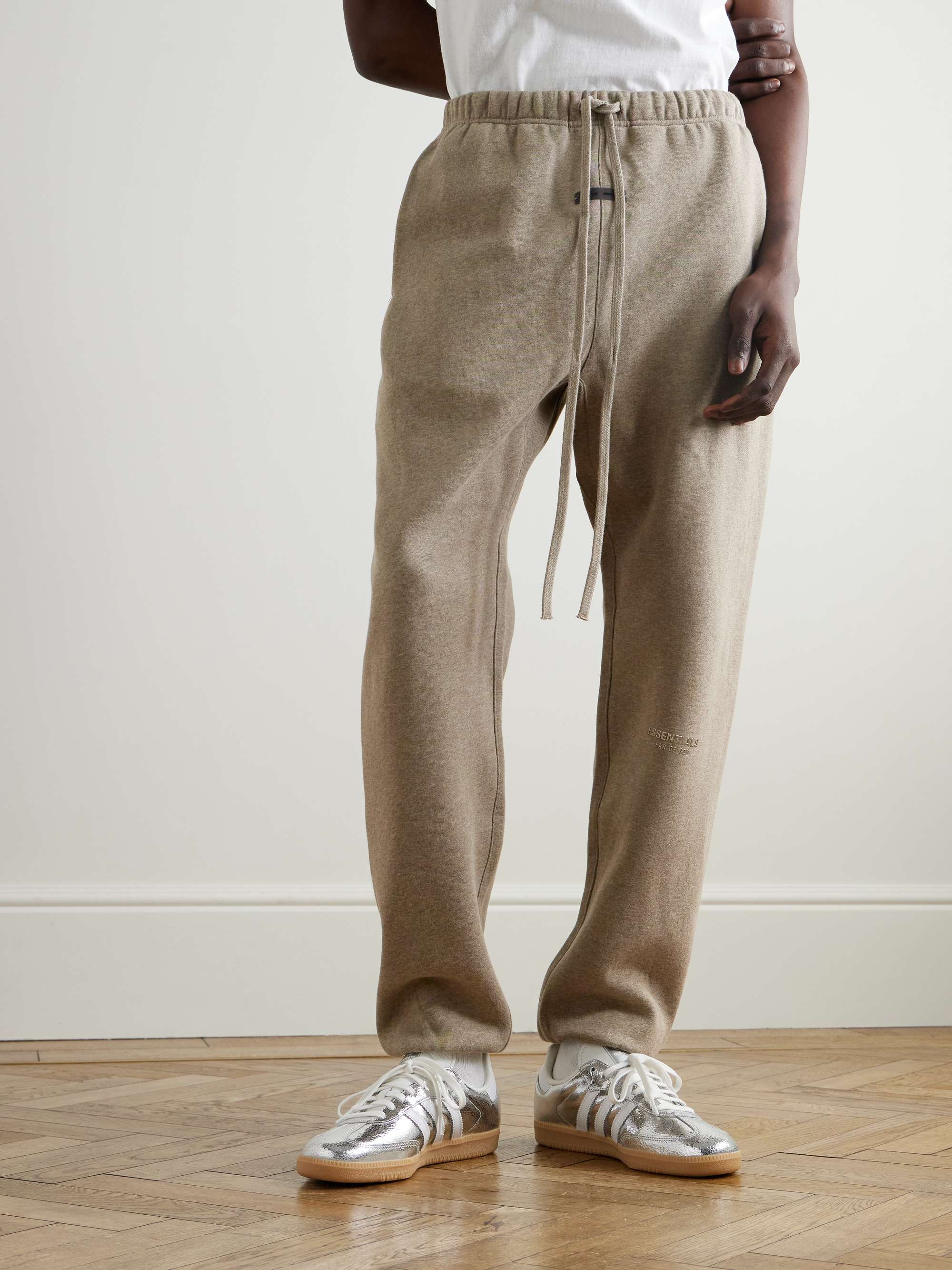FEAR OF GOD ESSENTIALS 