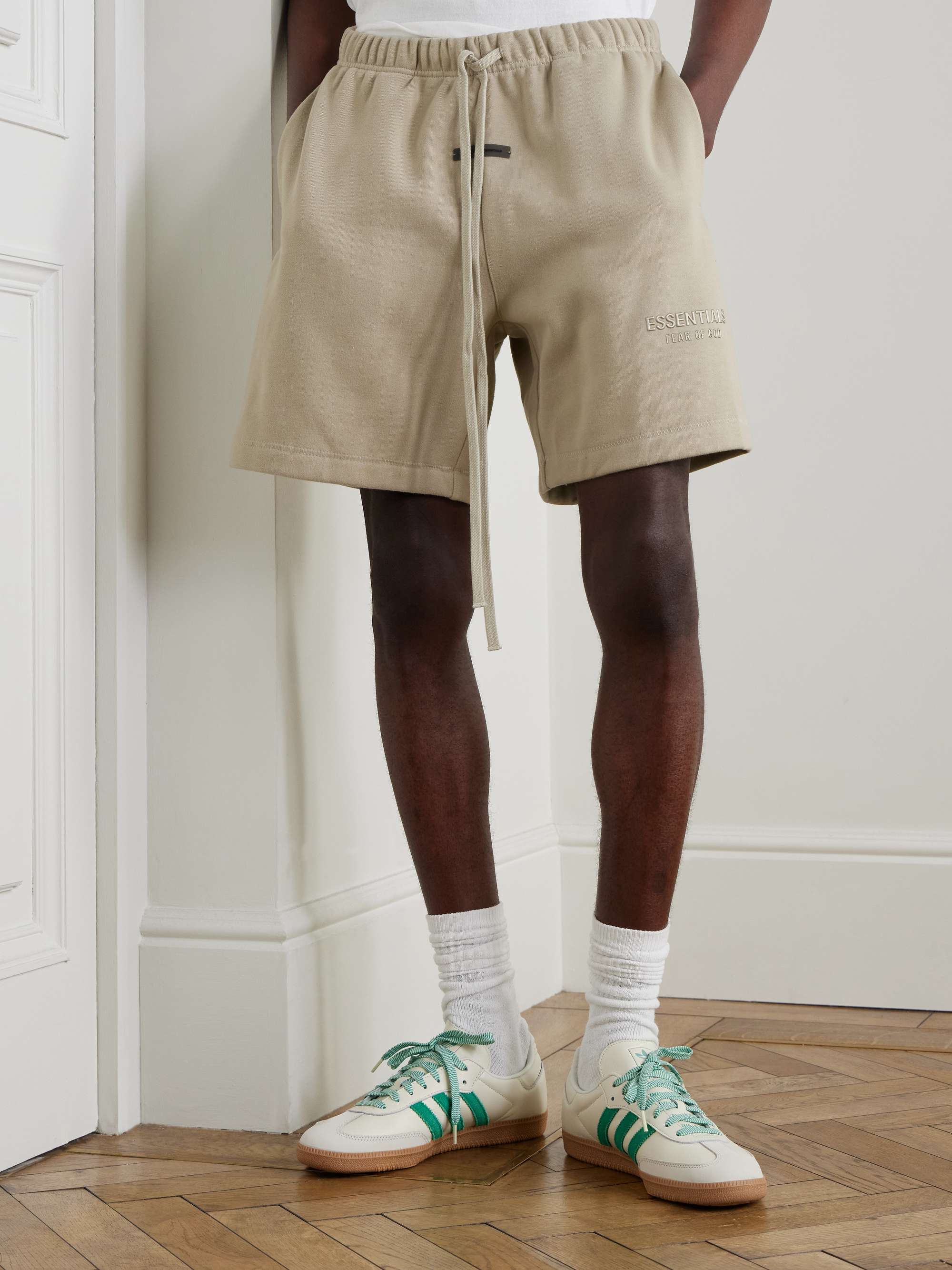 FEAR OF GOD ESSENTIALS 