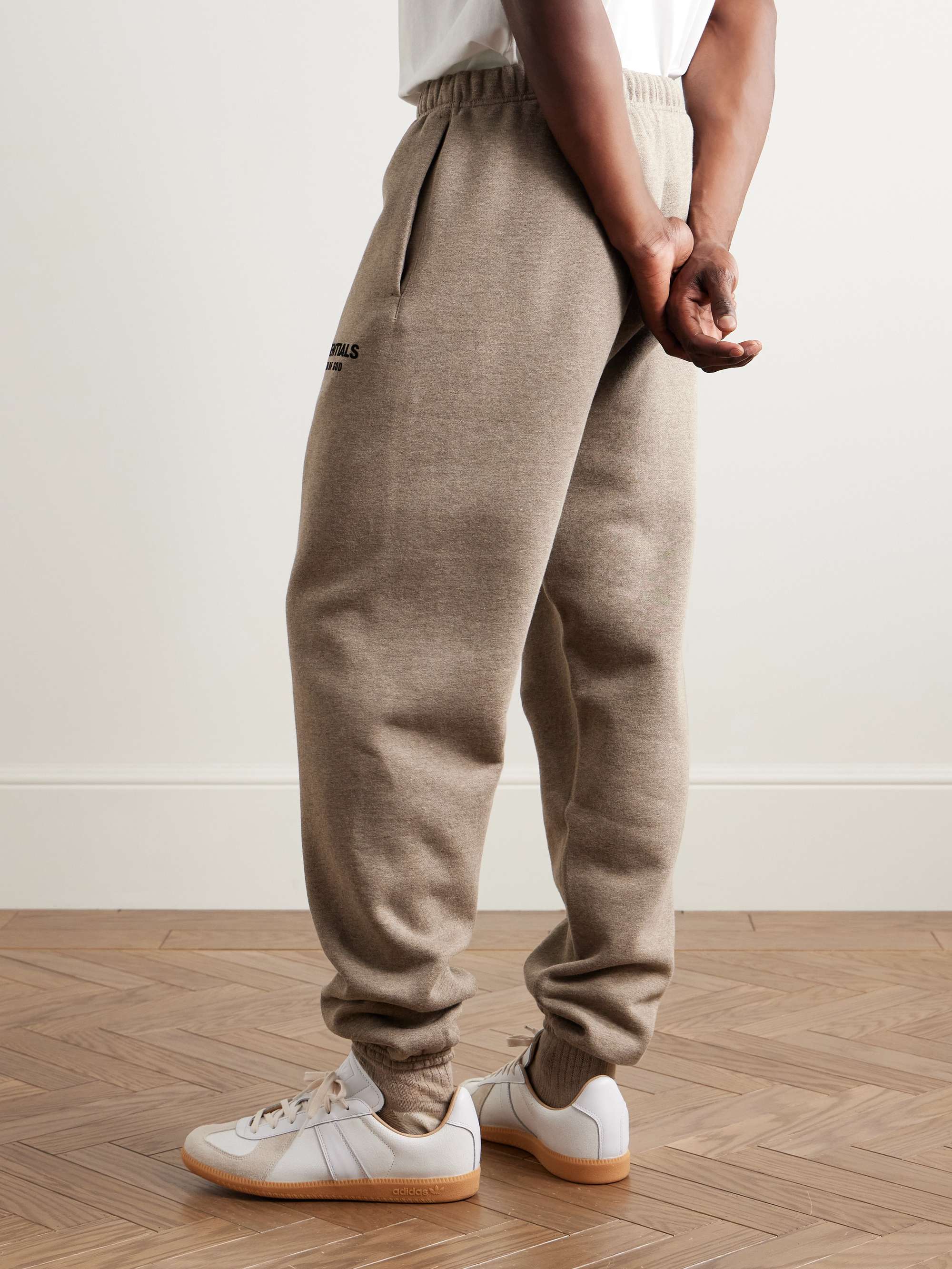 FEAR OF GOD ESSENTIALS 