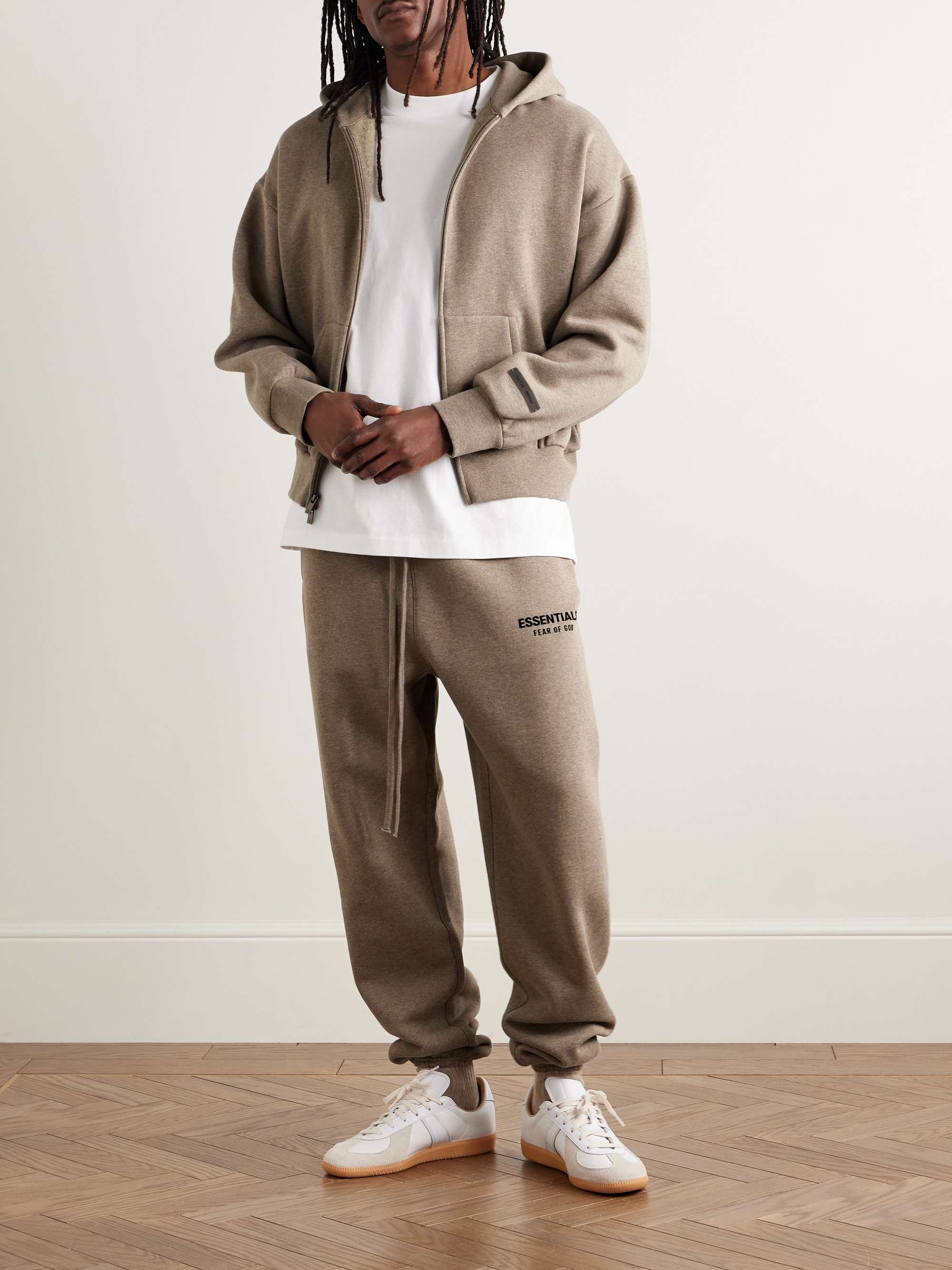 FEAR OF GOD ESSENTIALS 
