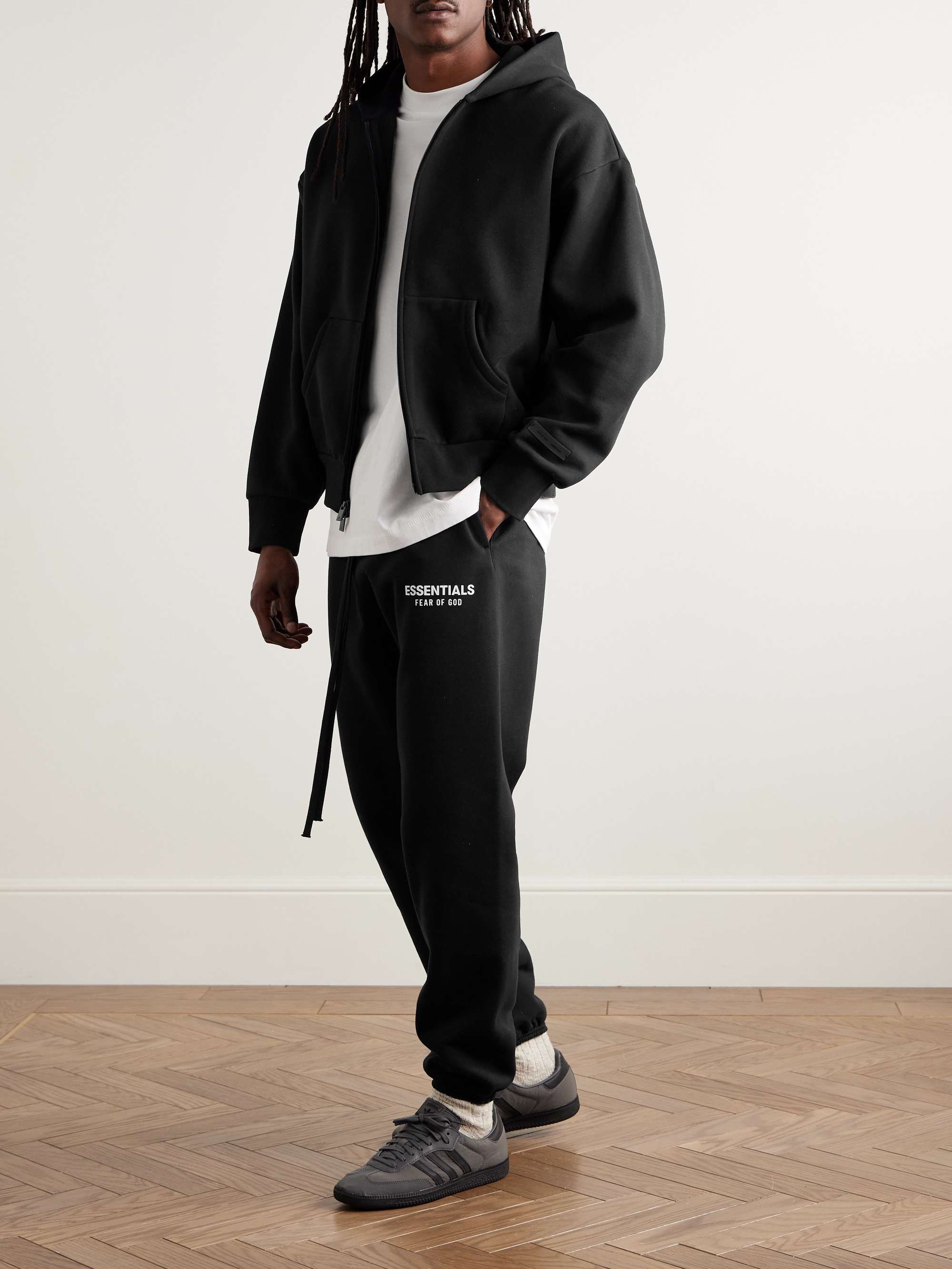 FEAR OF GOD ESSENTIALS 