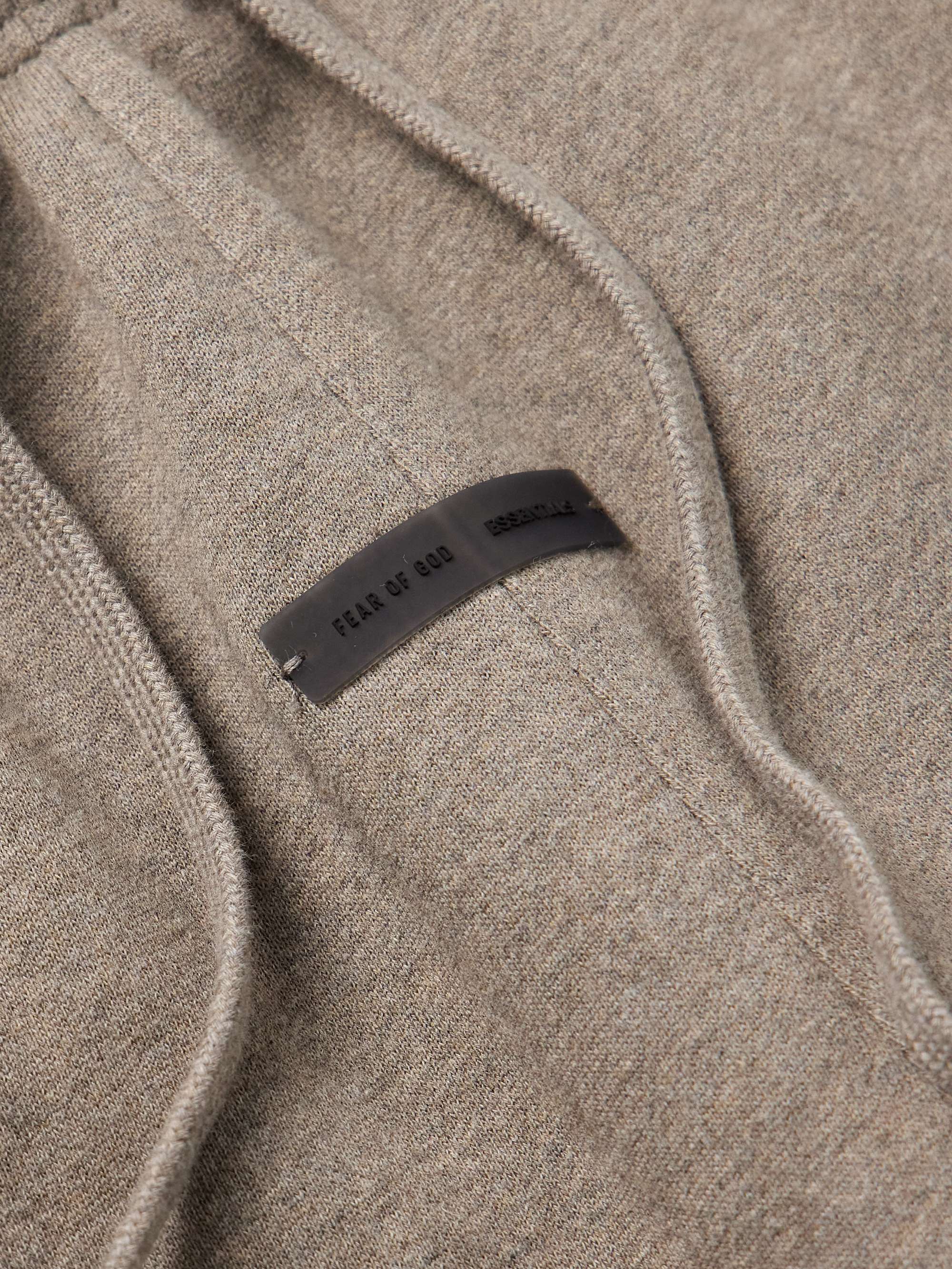FEAR OF GOD ESSENTIALS 