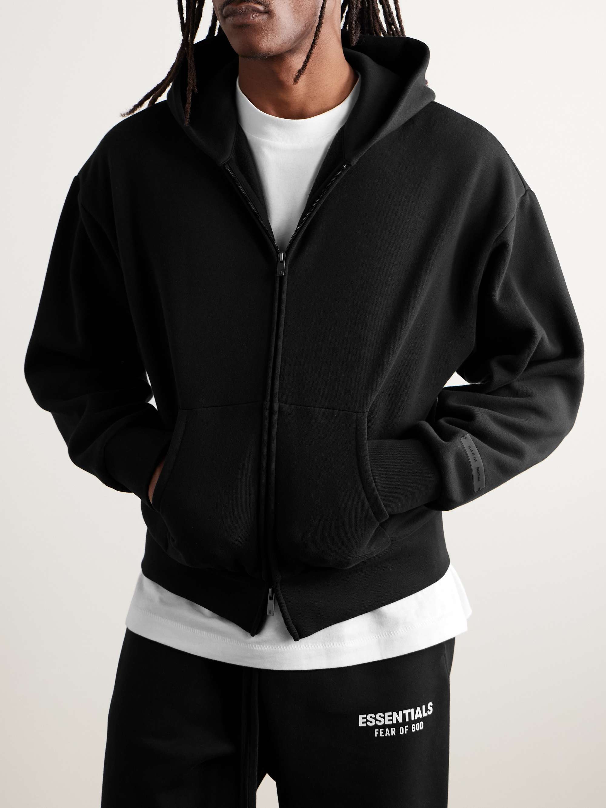 FEAR OF GOD ESSENTIALS 