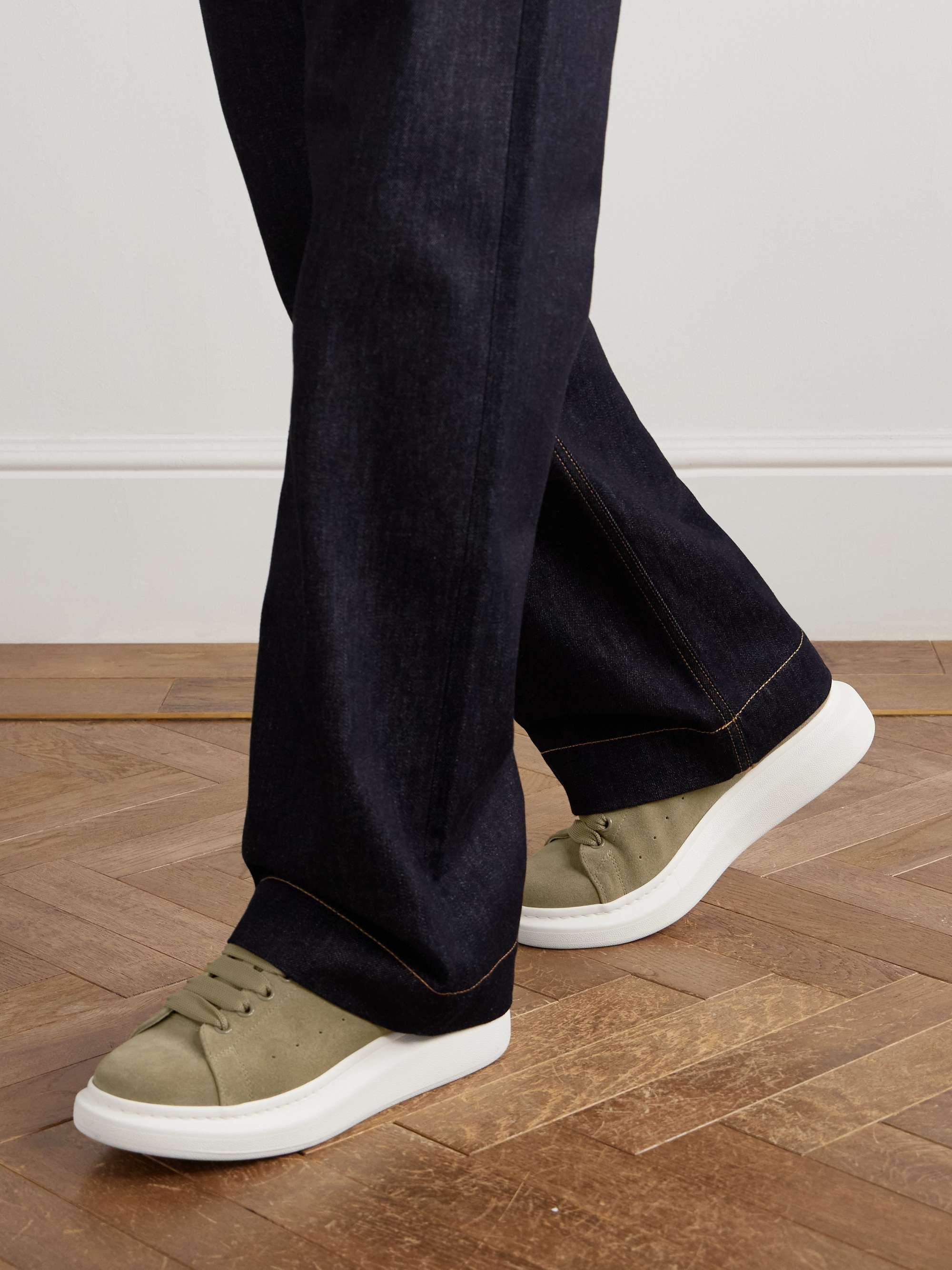MCQUEEN 