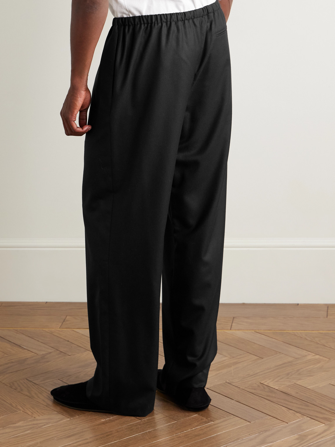The Row Xon Straight-leg Virgin Wool-flannel Drawstring Trousers In Black
