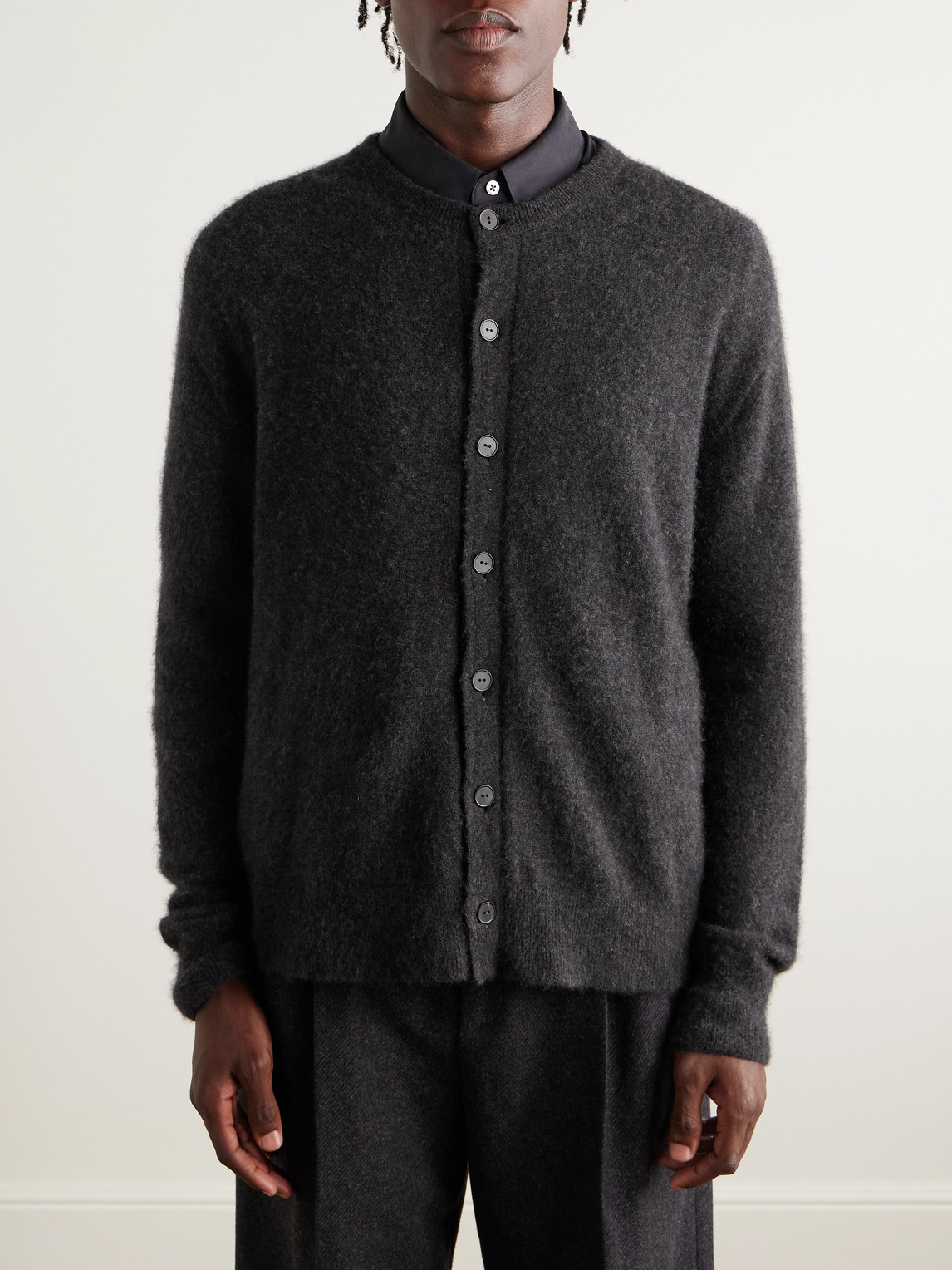 The Row Danube Brushed Cashmere And Silk-blend Cardigan In Gray