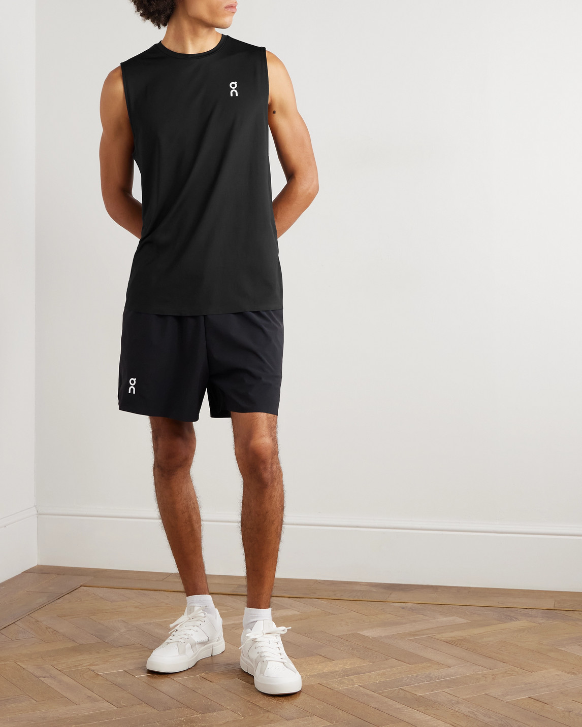 On Court Logo-print Recycled Stretch-jersey Tennis Tank Top In Black