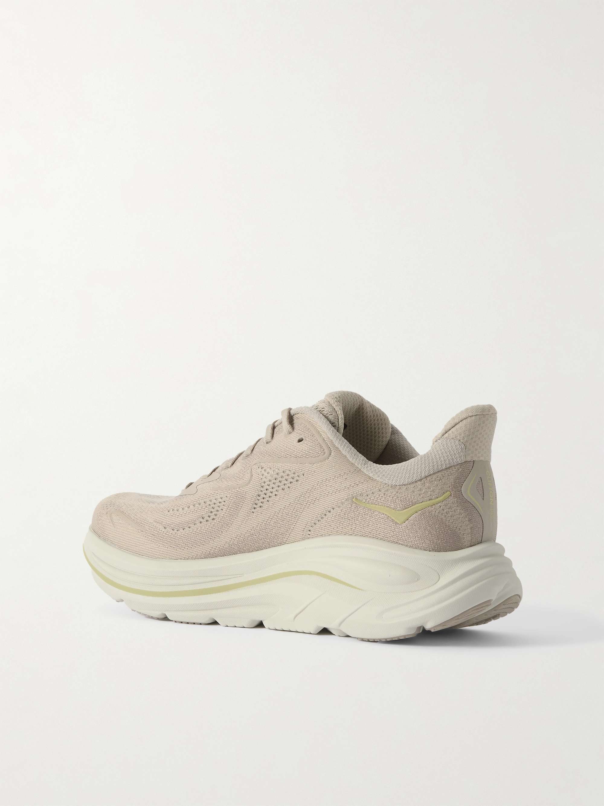 HOKA 