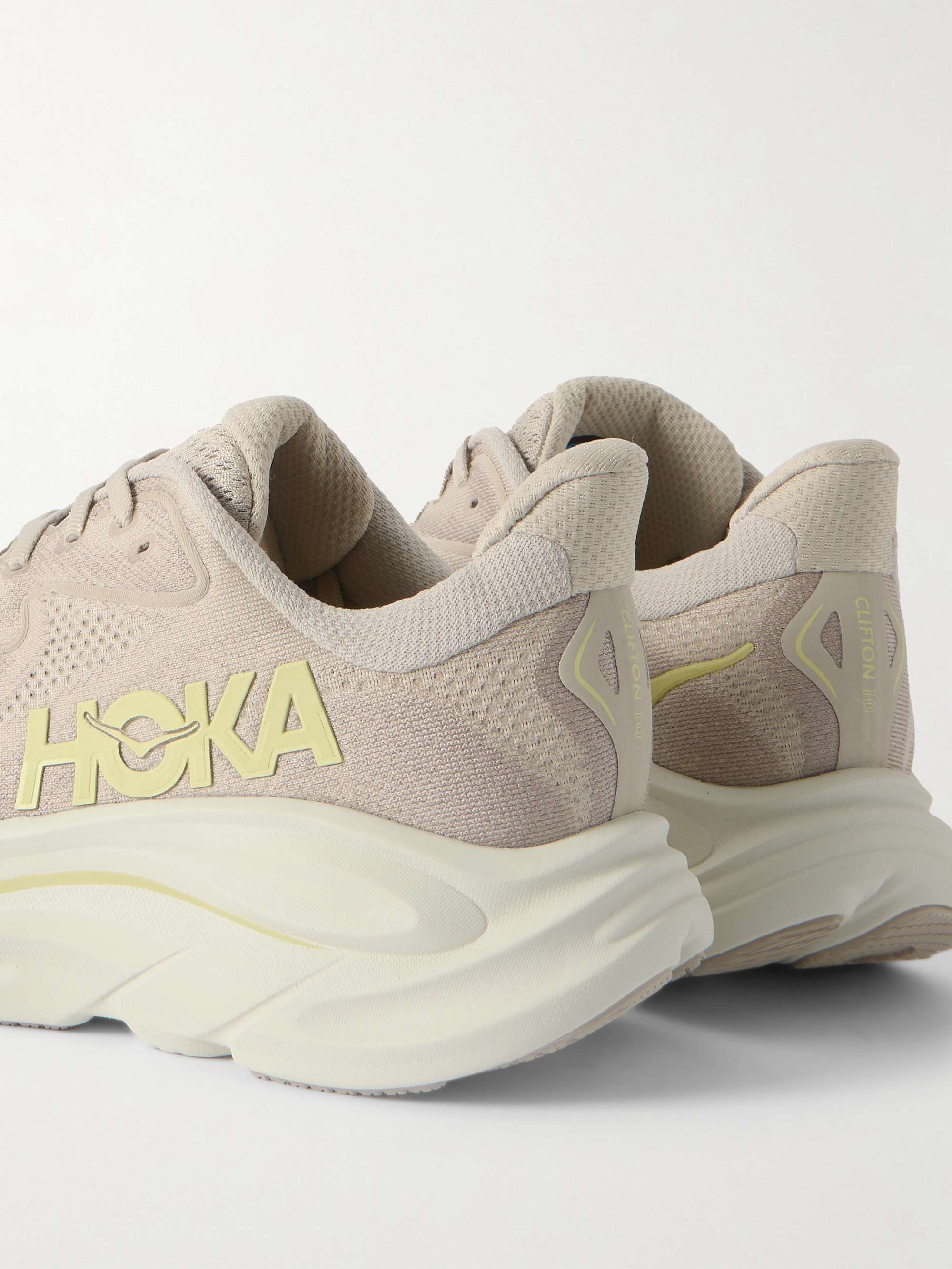 HOKA 