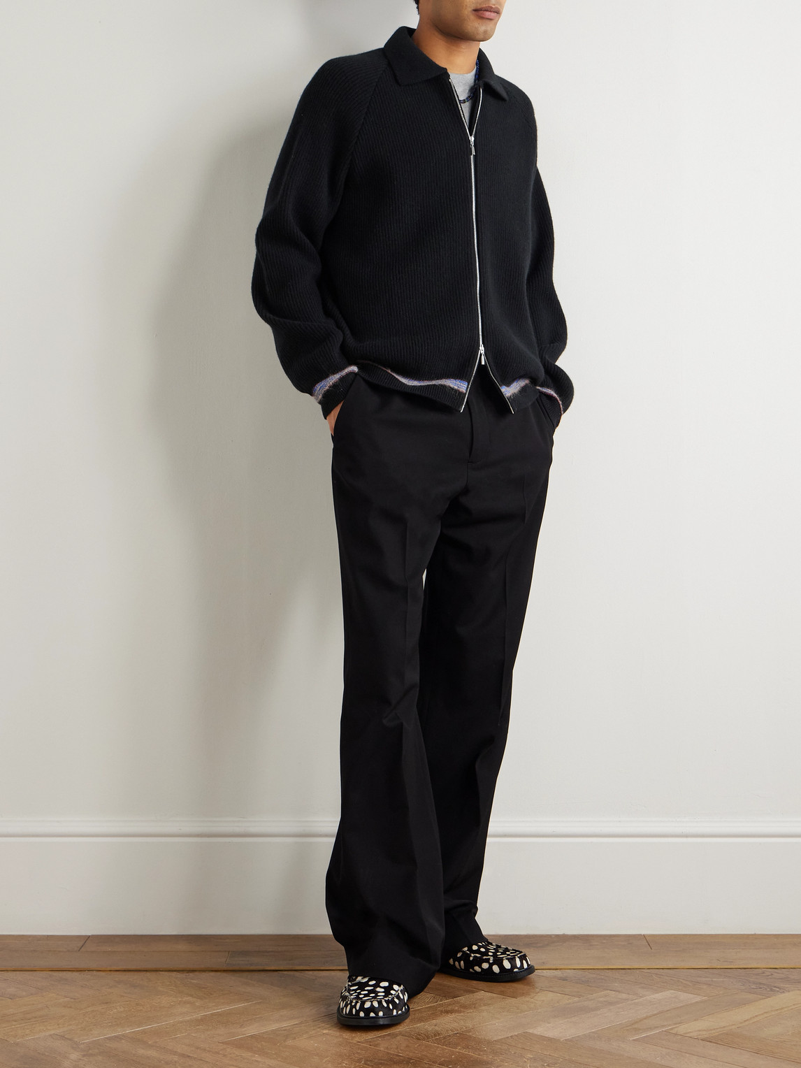 A Kind Of Guise Zaya Ribbed Merino Wool Zip-up Sweater In Black