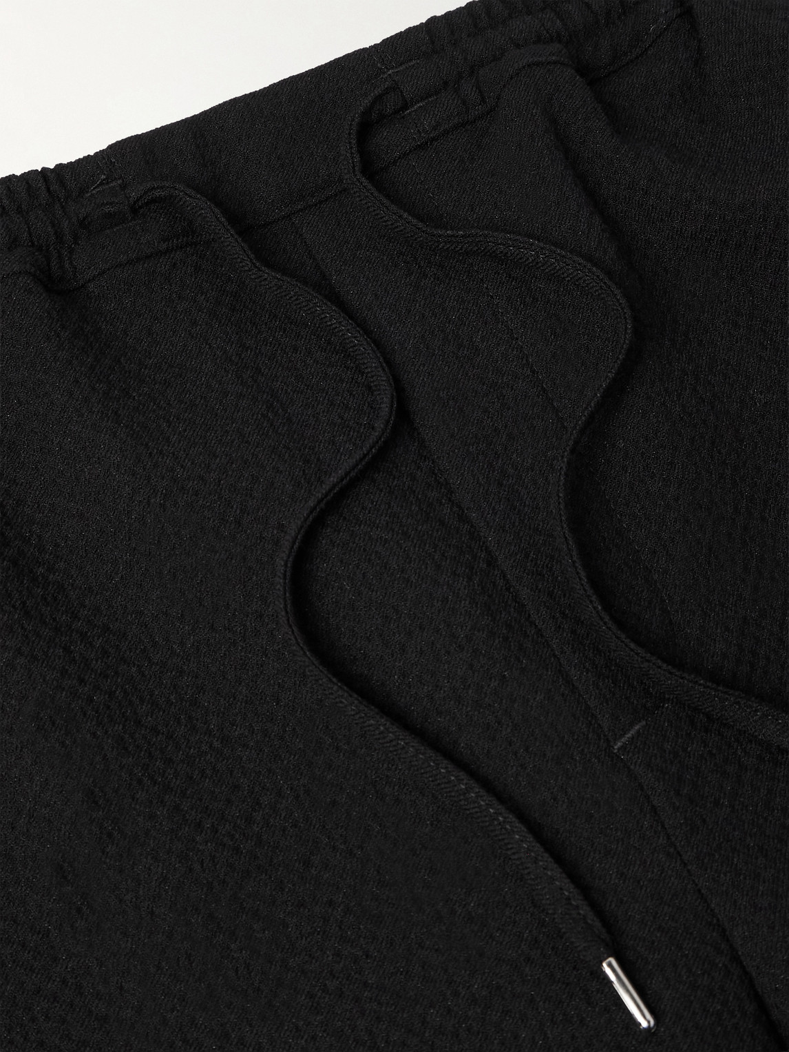 A Kind Of Guise Samurai Wide-leg Seersucker Drawstring Suit Trousers In Black