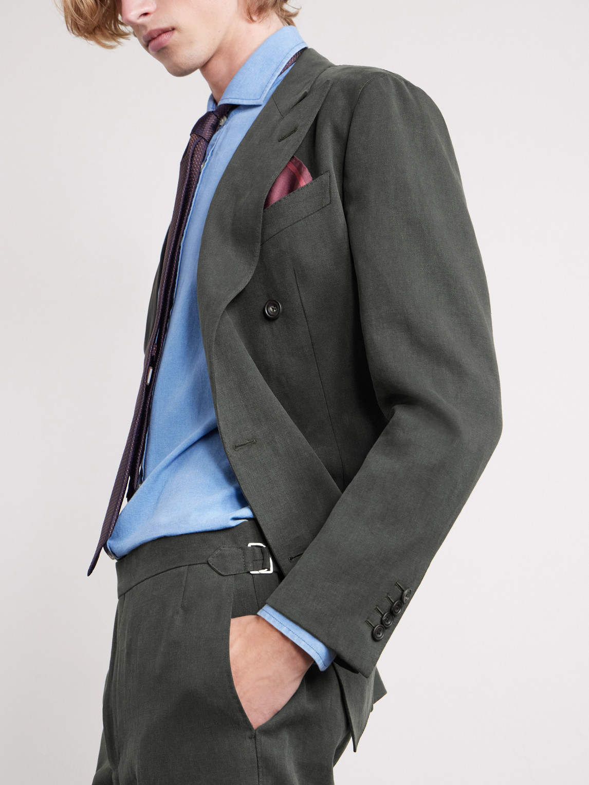 Thom Sweeney Double-breasted Linen Suit In Gray