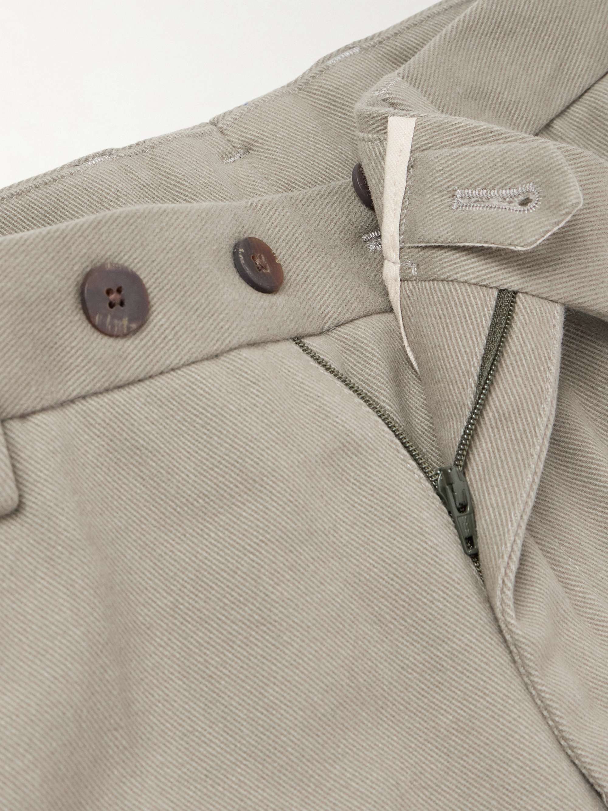 THOM SWEENEY 