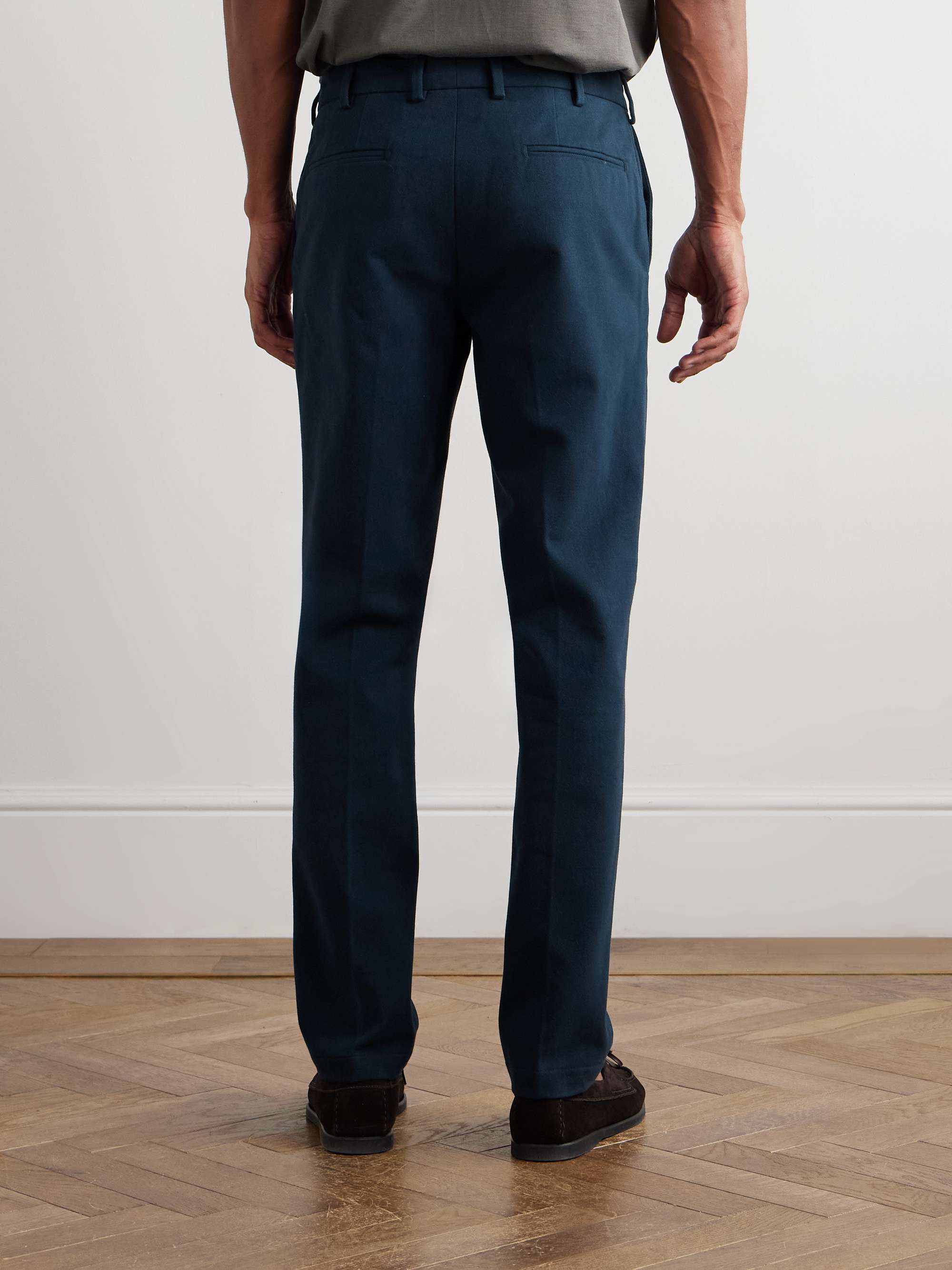 THOM SWEENEY 