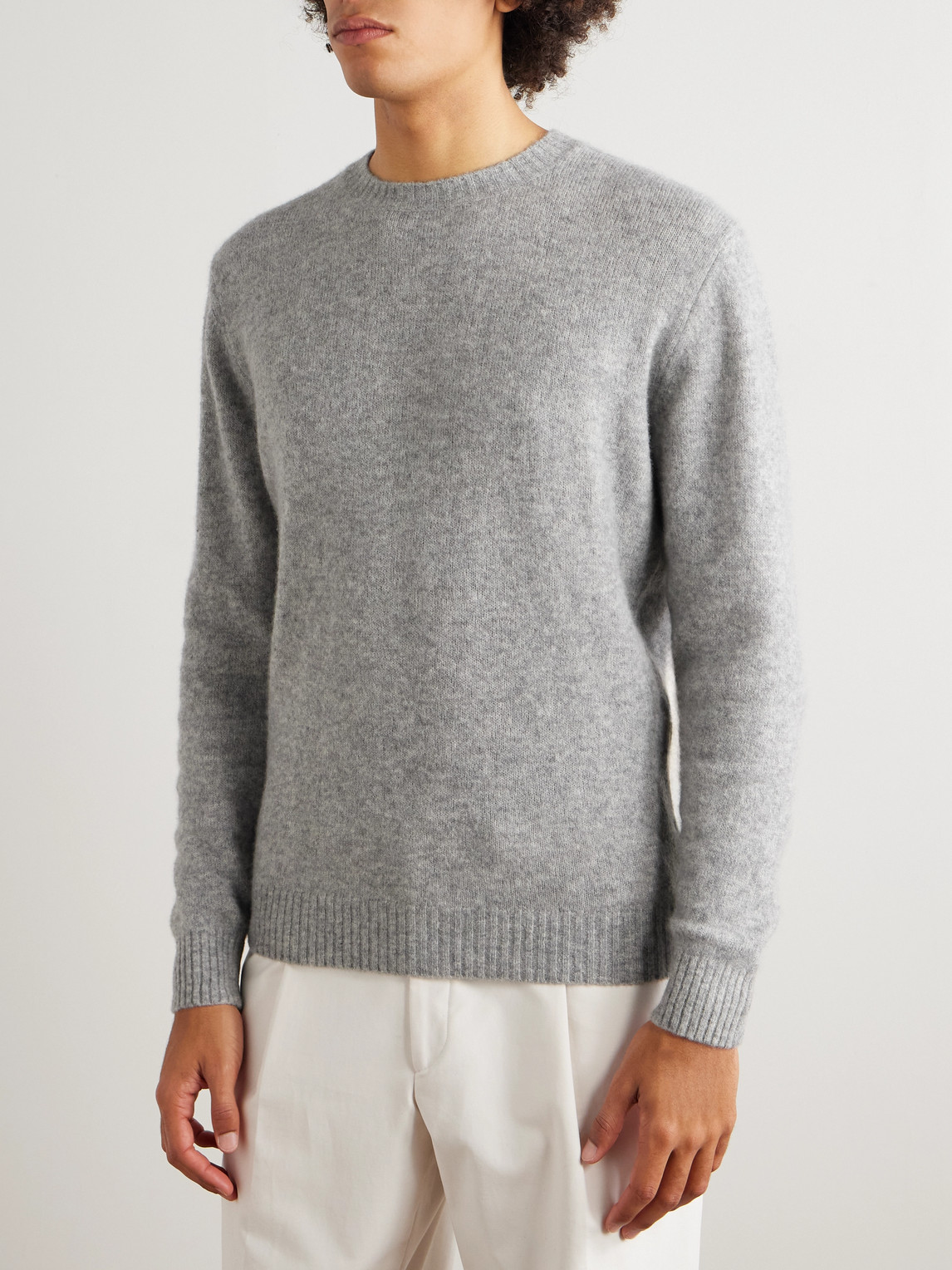 Thom Sweeney Brushed Cashmere-blend Sweater In Gray