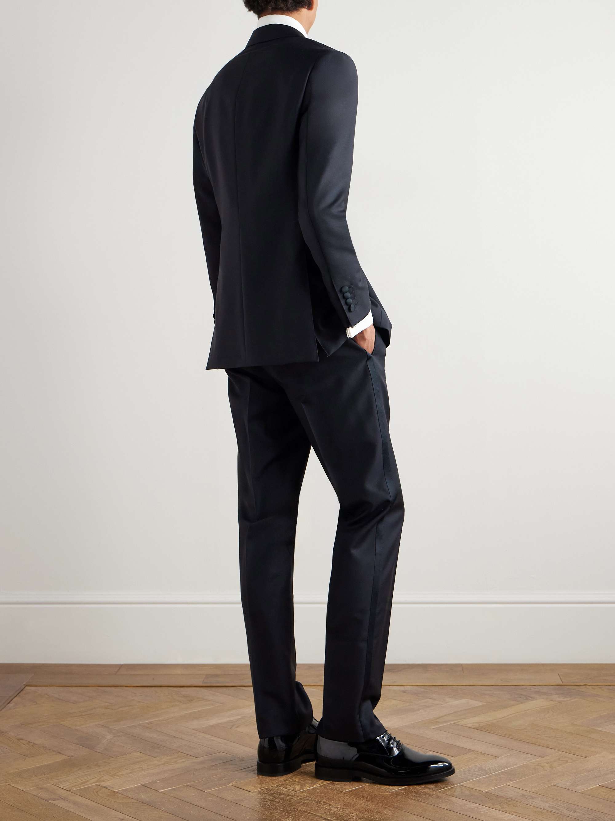 THOM SWEENEY 