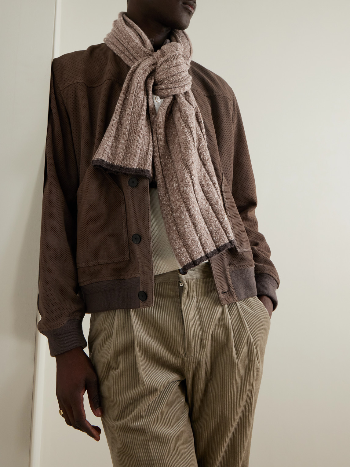 Brunello Cucinelli Ribbed Cashmere Scarf