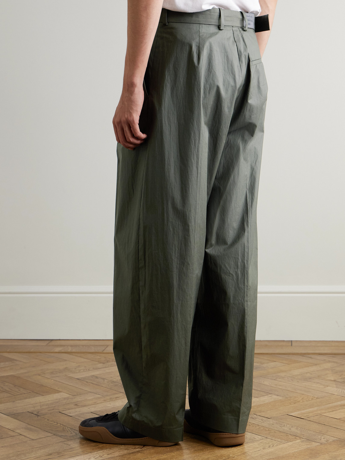 Acne Studios Pasoro Belted Straight-leg Cotton-poplin Trousers In Green