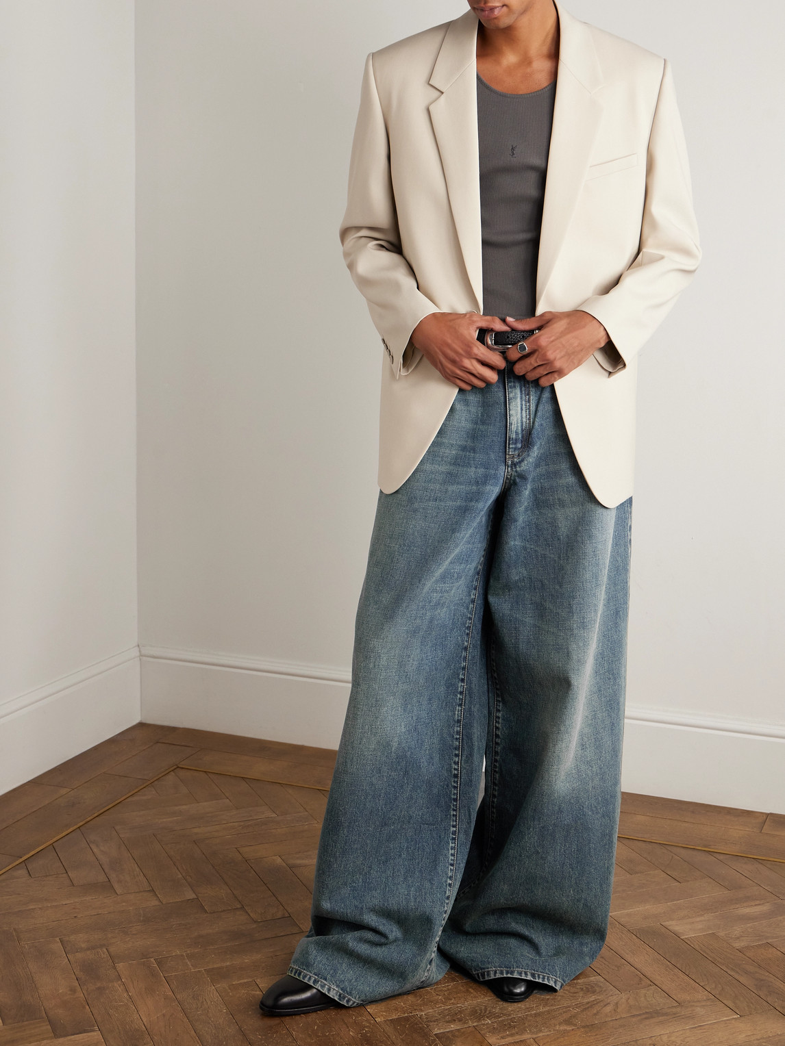 Balmain Wide-leg Jeans In Black