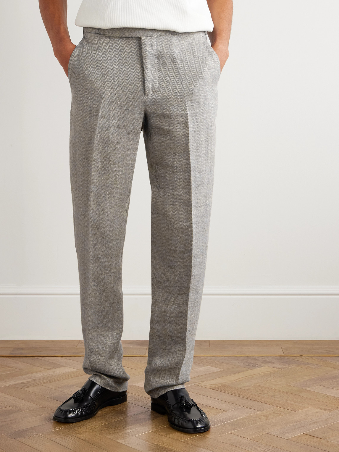 Ralph Lauren Gregory Tapered Herringbone Linen, Silk And Cotton-blend Trousers In Green