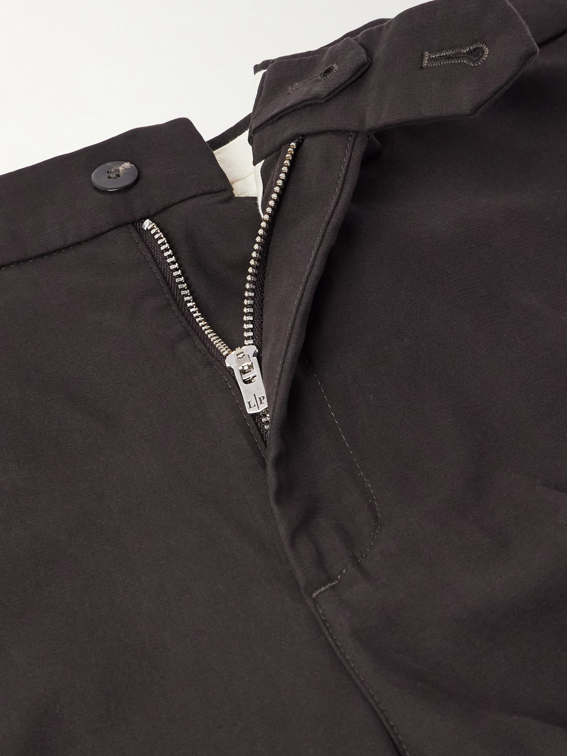 Loro Piana Carlo Hyannis Tapered Cotton-blend Trousers In Black