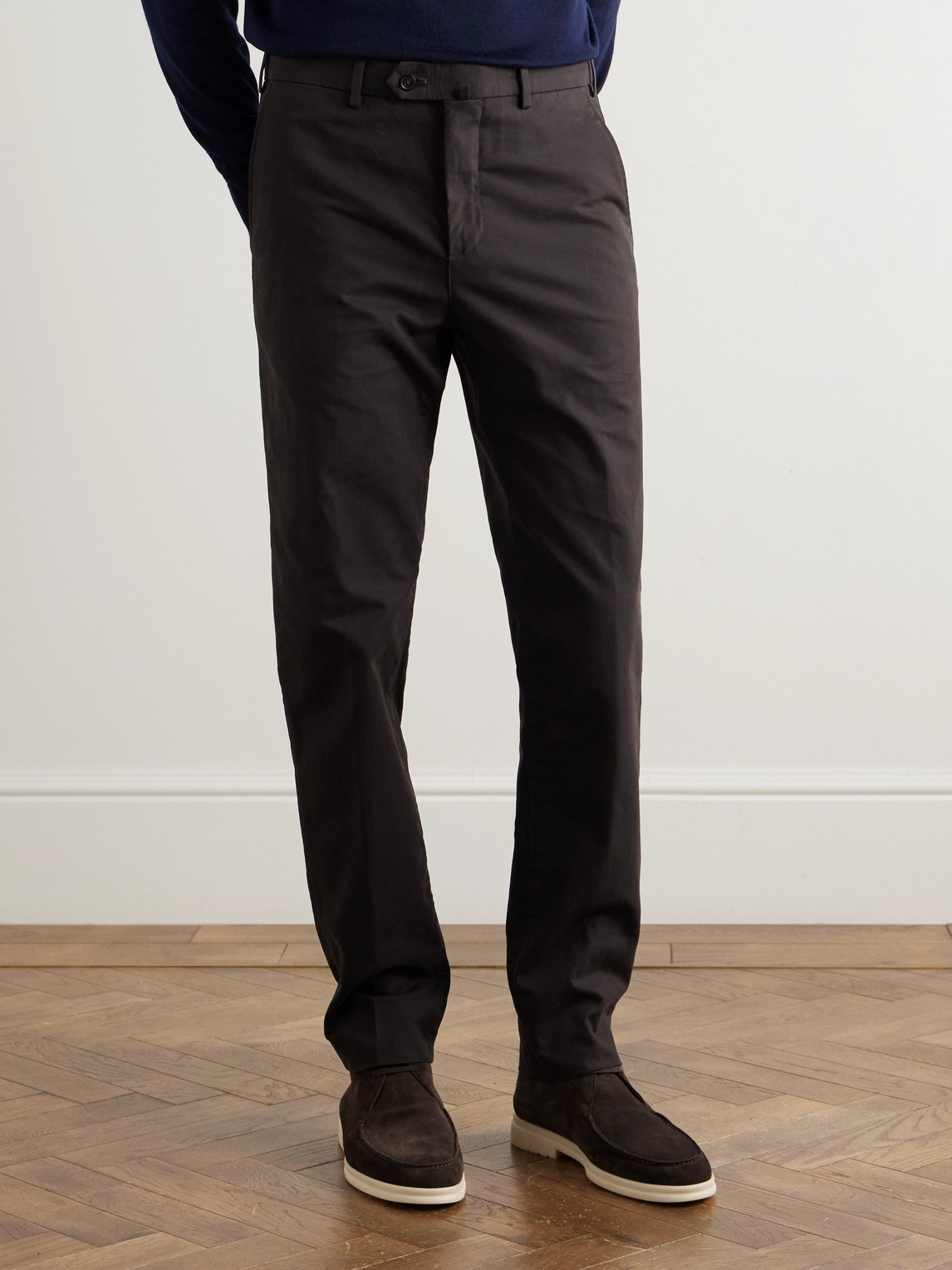 Loro Piana Carlo Hyannis Tapered Cotton-blend Trousers In Black