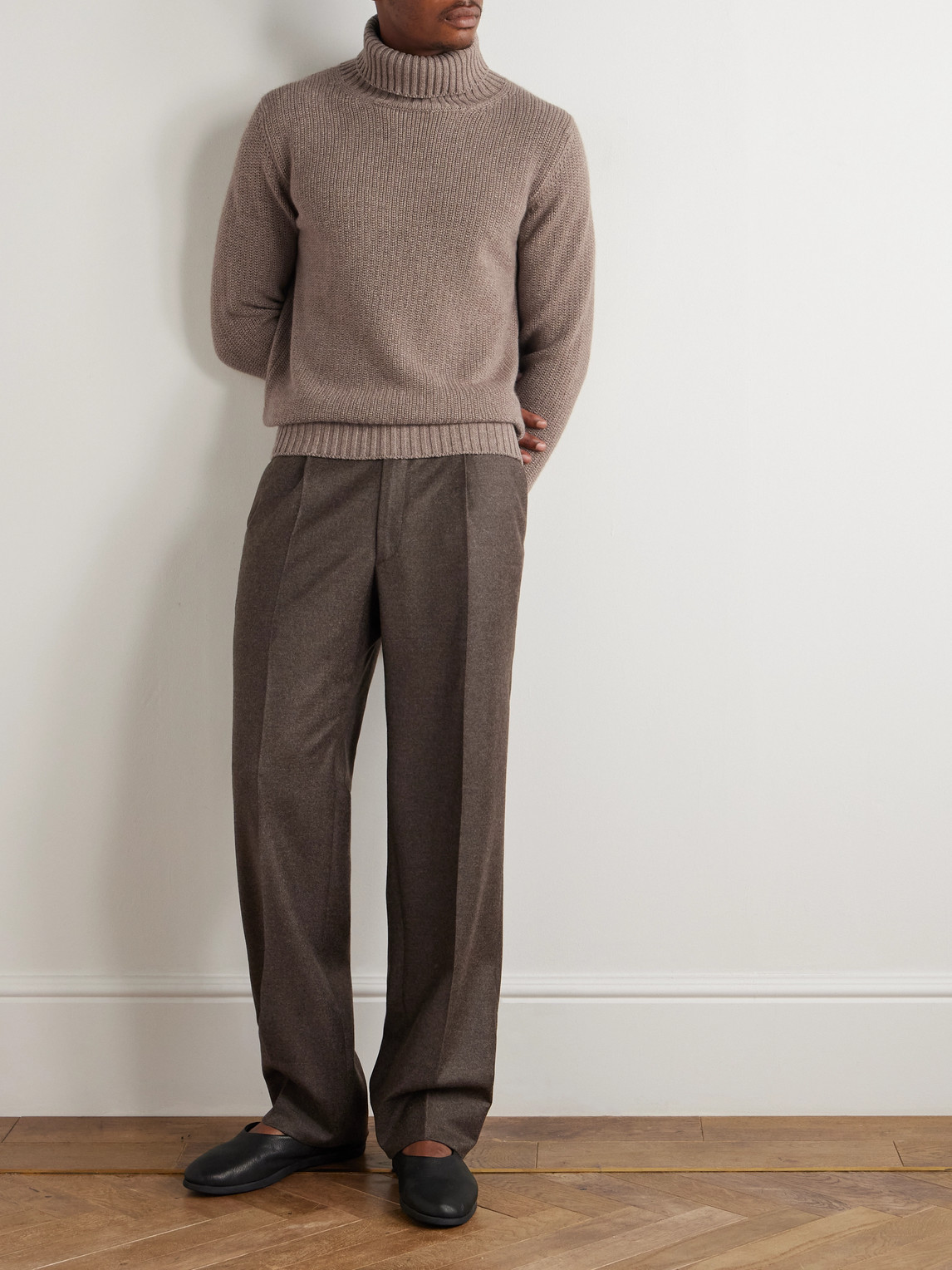 Stòffa Cashmere Rollneck Sweater In Brown