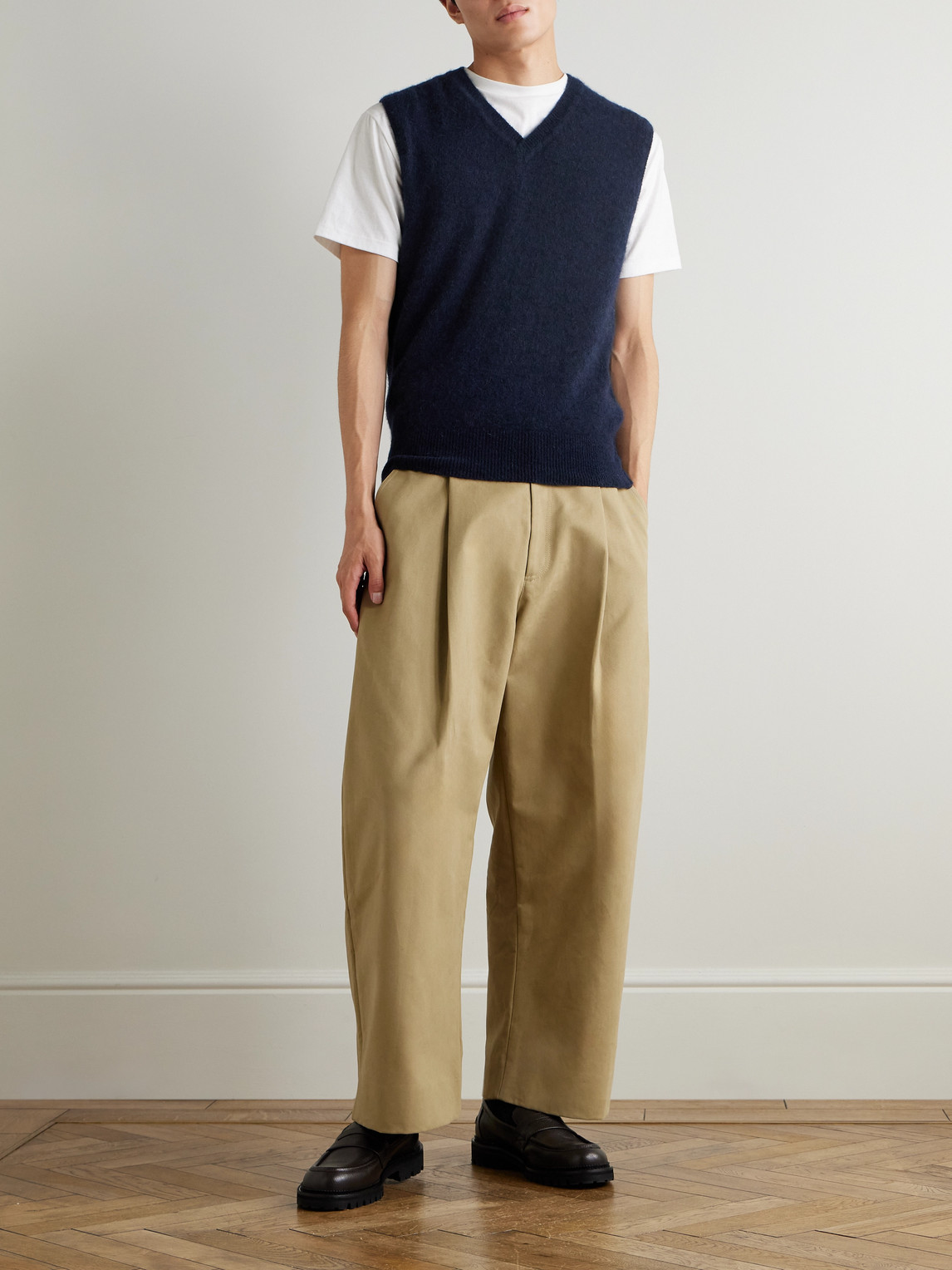 Oliver Spencer Graves Knitted Sweater Vest In Blue