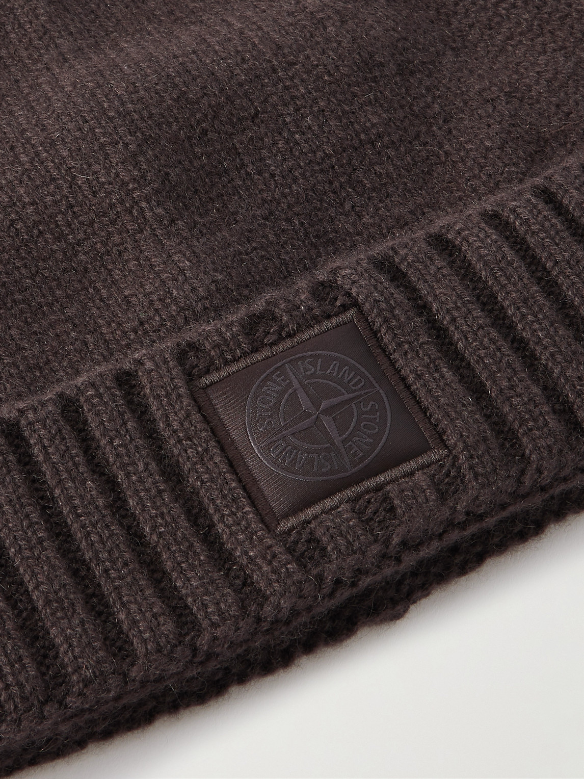 Stone Island Ghost Cuffed Cashmere Beanie In Brown