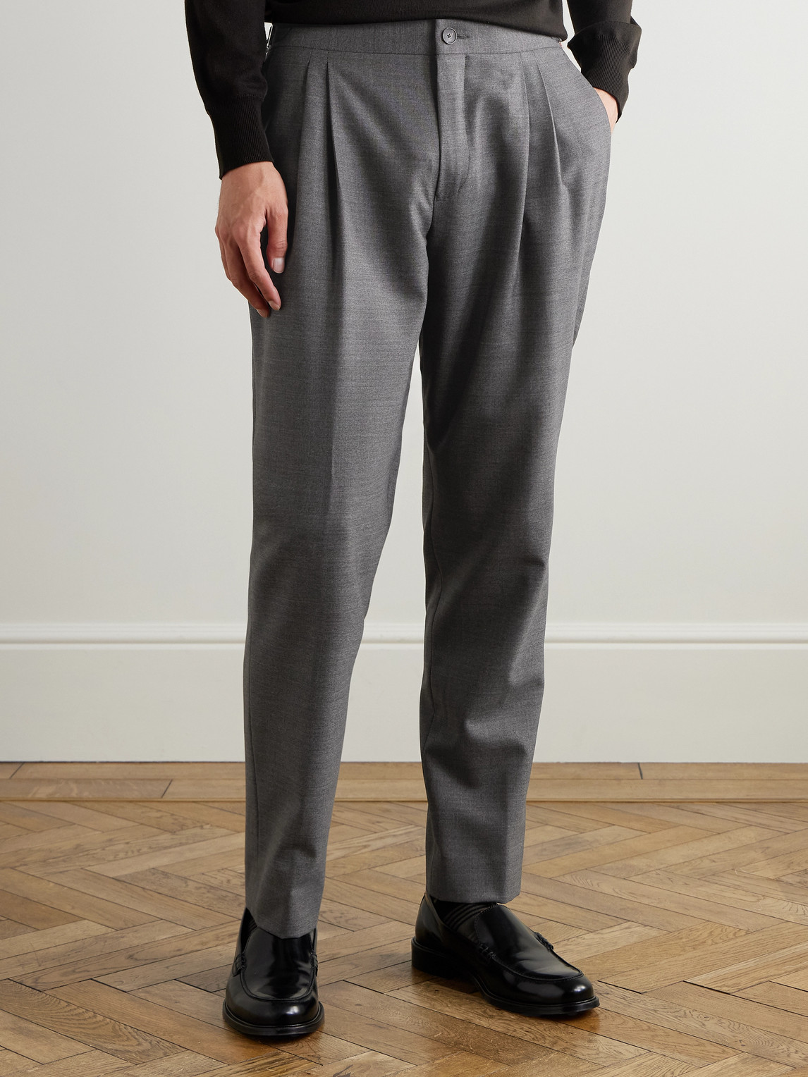  Mr P. - Steve Pleated Wool Tapered Trousers - Men - Gray - 28 